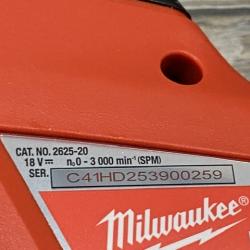 LIKE NEW - Milwaukee 18V Lithium-Ion Cordless (5-Tool) Combo Kit