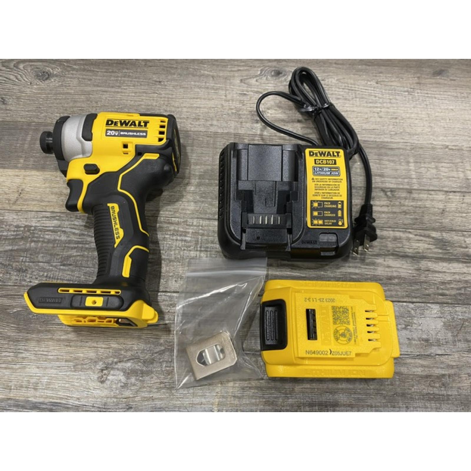 AS-IS DEWALT Atomic 20V Max Lithium-Ion Brushless Cordless Compact 1/4 in. Impact Driver Kit