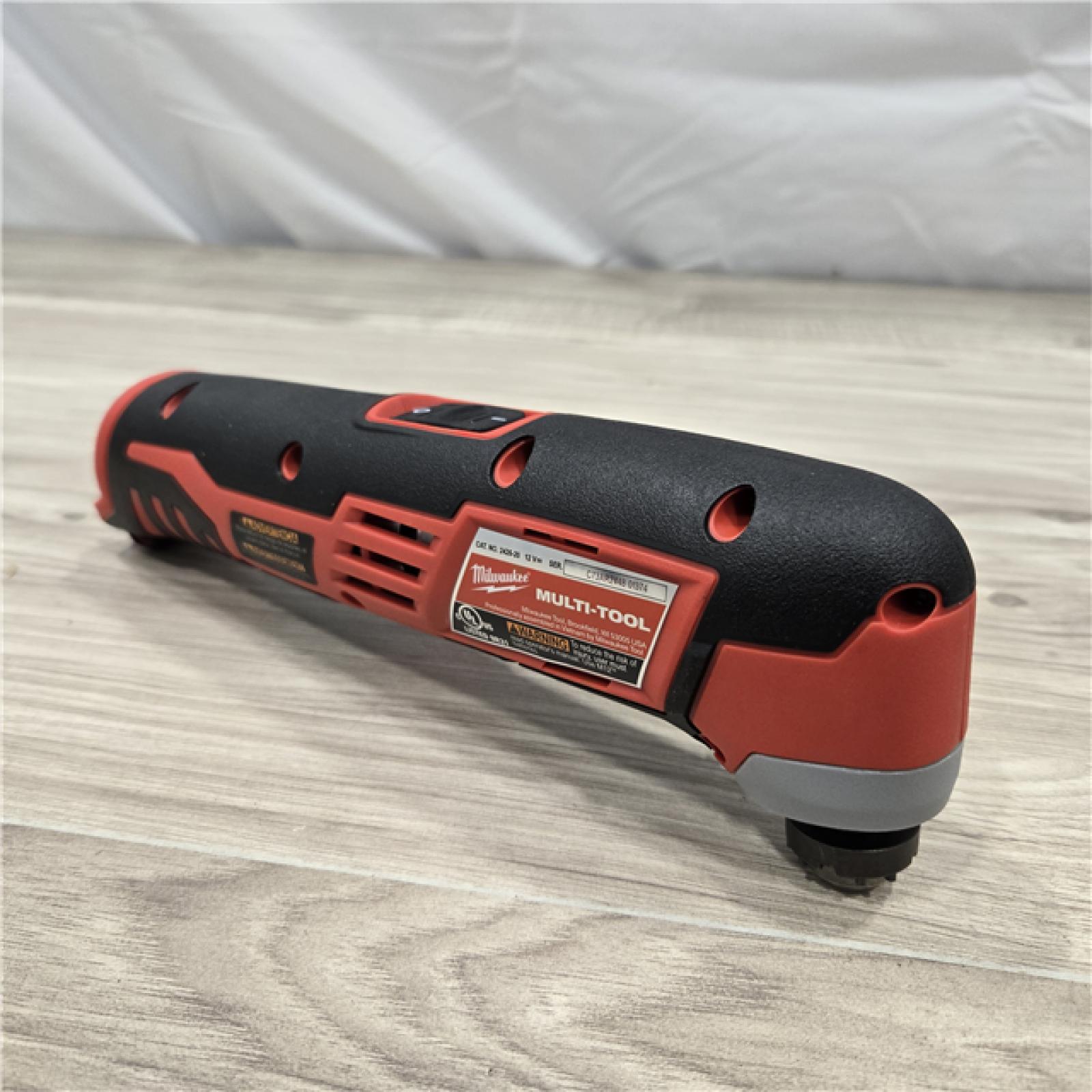 LIKE NEW! - Milwaukee M12 Cordless Multi-Tool