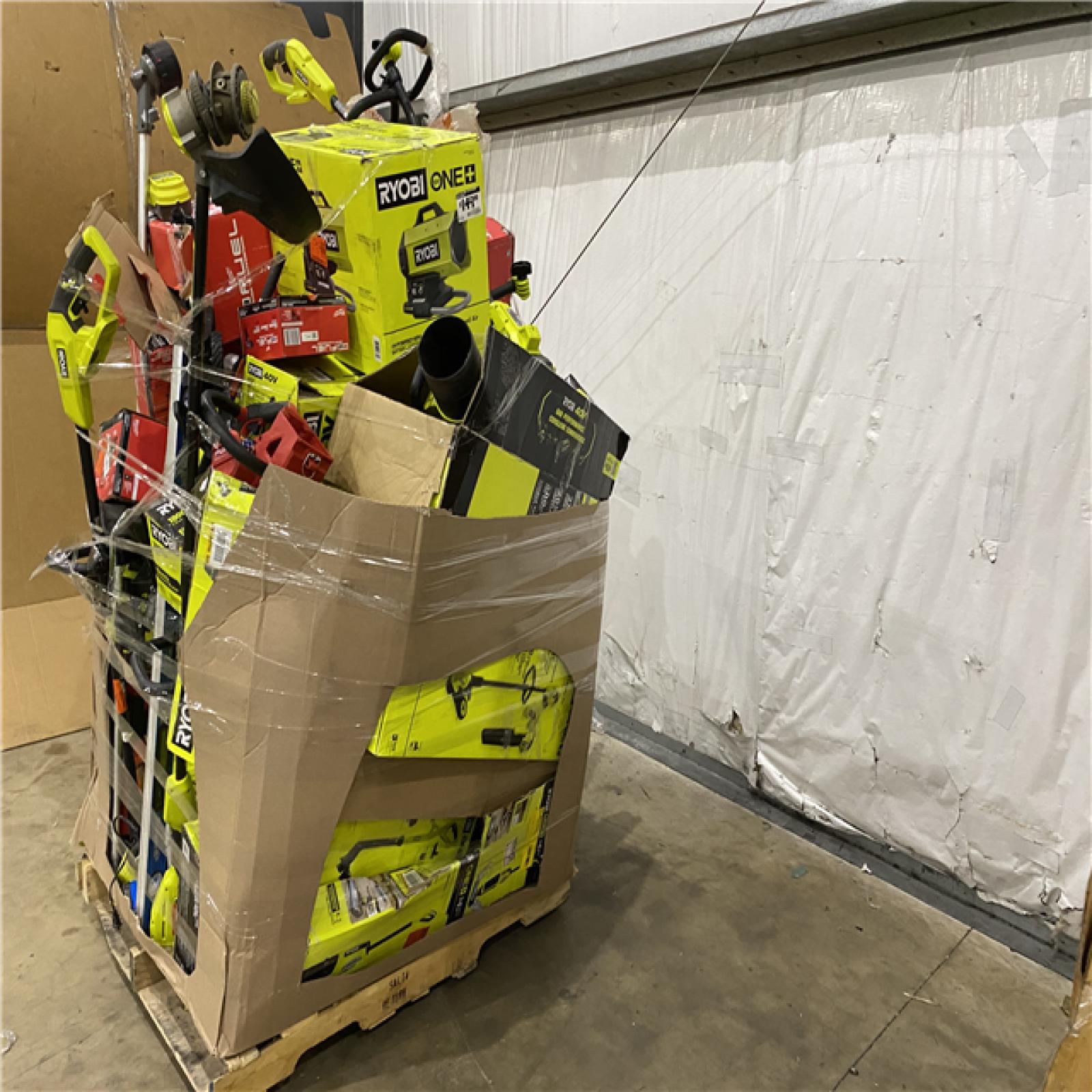 Houston Location AS IS - Tool Pallet