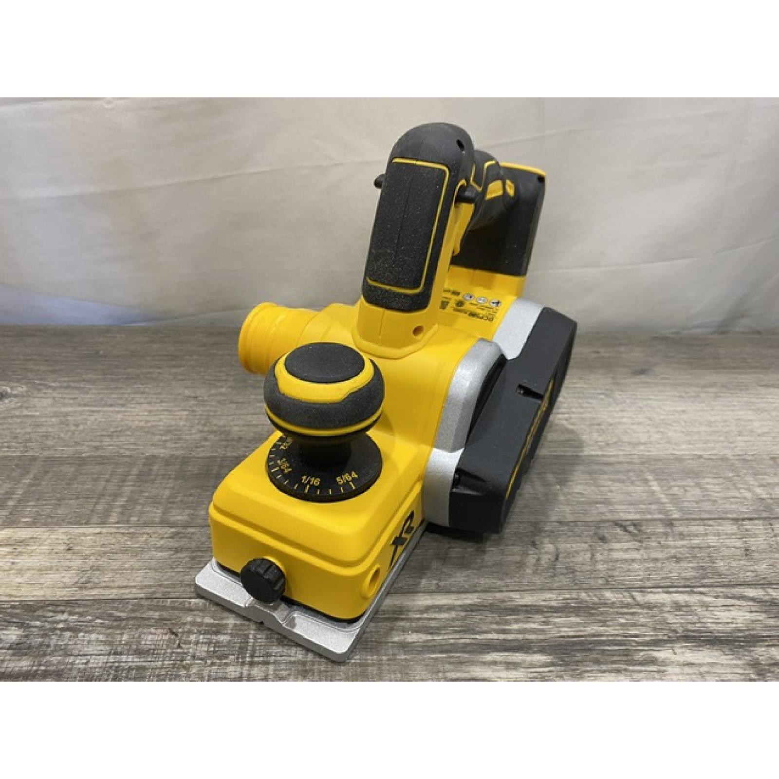 AS-IS DEWALT 20V MAX XR Cordless Brushless 3-1/4 in. Planer (Tool Only)