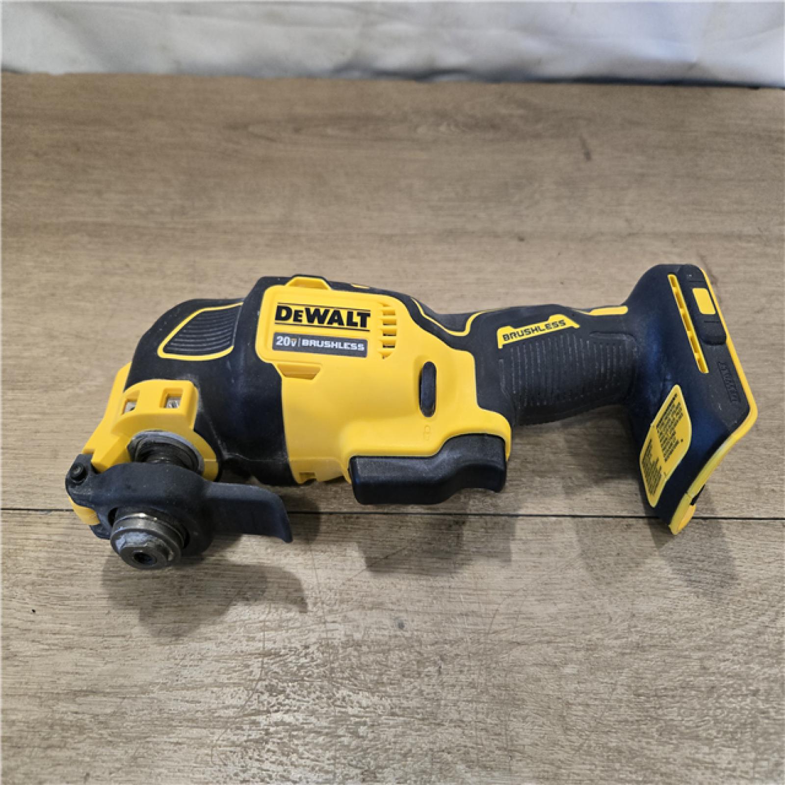 AS-IS DEWALT ATOMIC 20V MAX* Cordless Oscillating Multi Tool (Tool-Only)