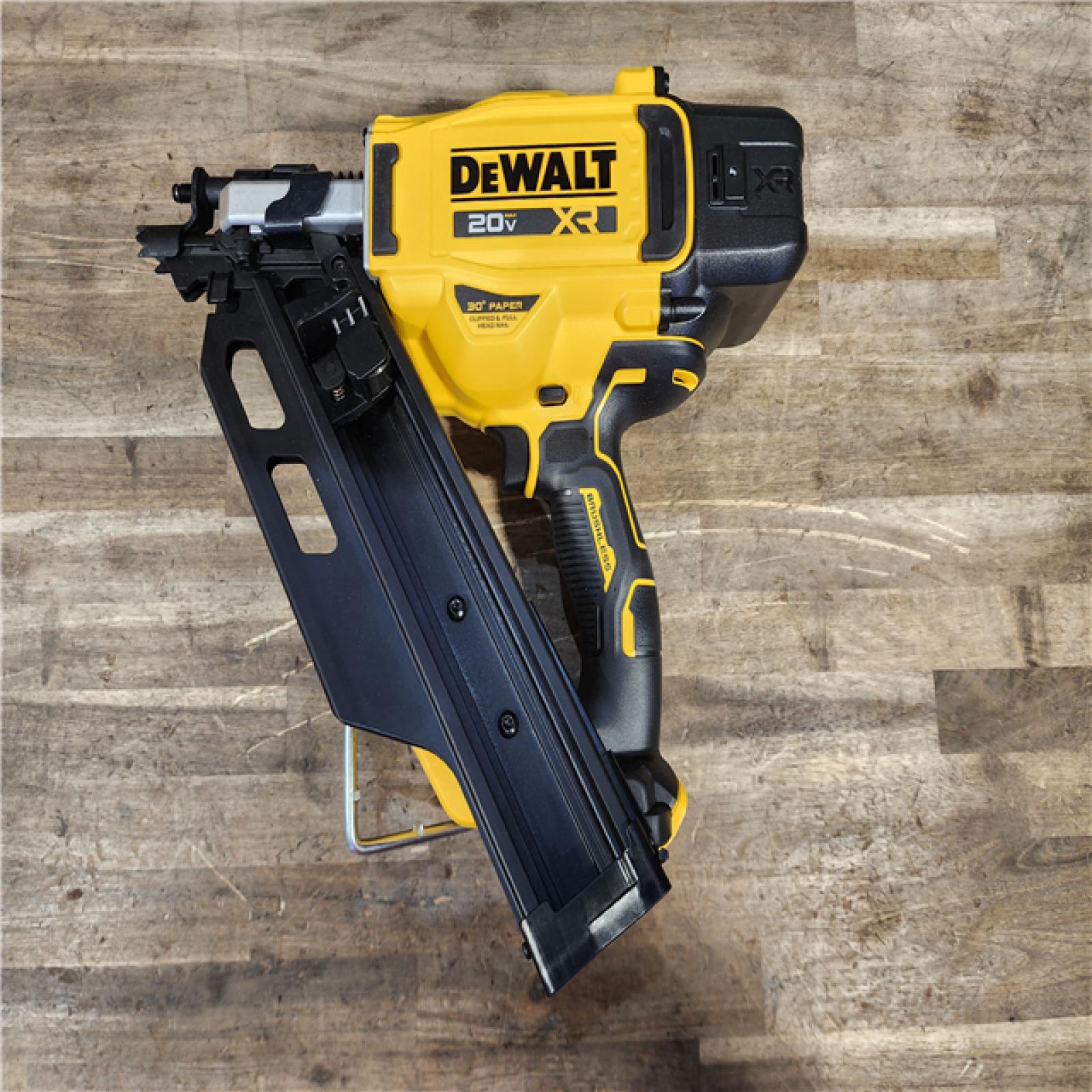 HOUSTON LOCATION - AS-IS DEWALT 20V 30 Degree Cordless Framing Nailer (Tool-Only)