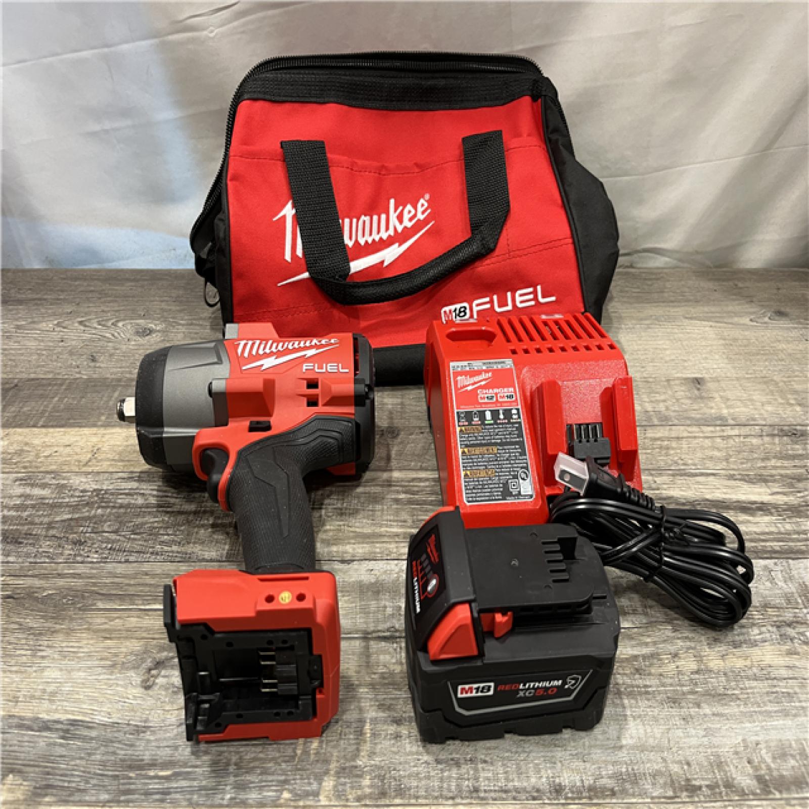 AS-IS Milwaukee FUEL 18V Lithium-Ion Brushless Cordless 1/2 in. Impact Wrench w/Friction Ring Kit