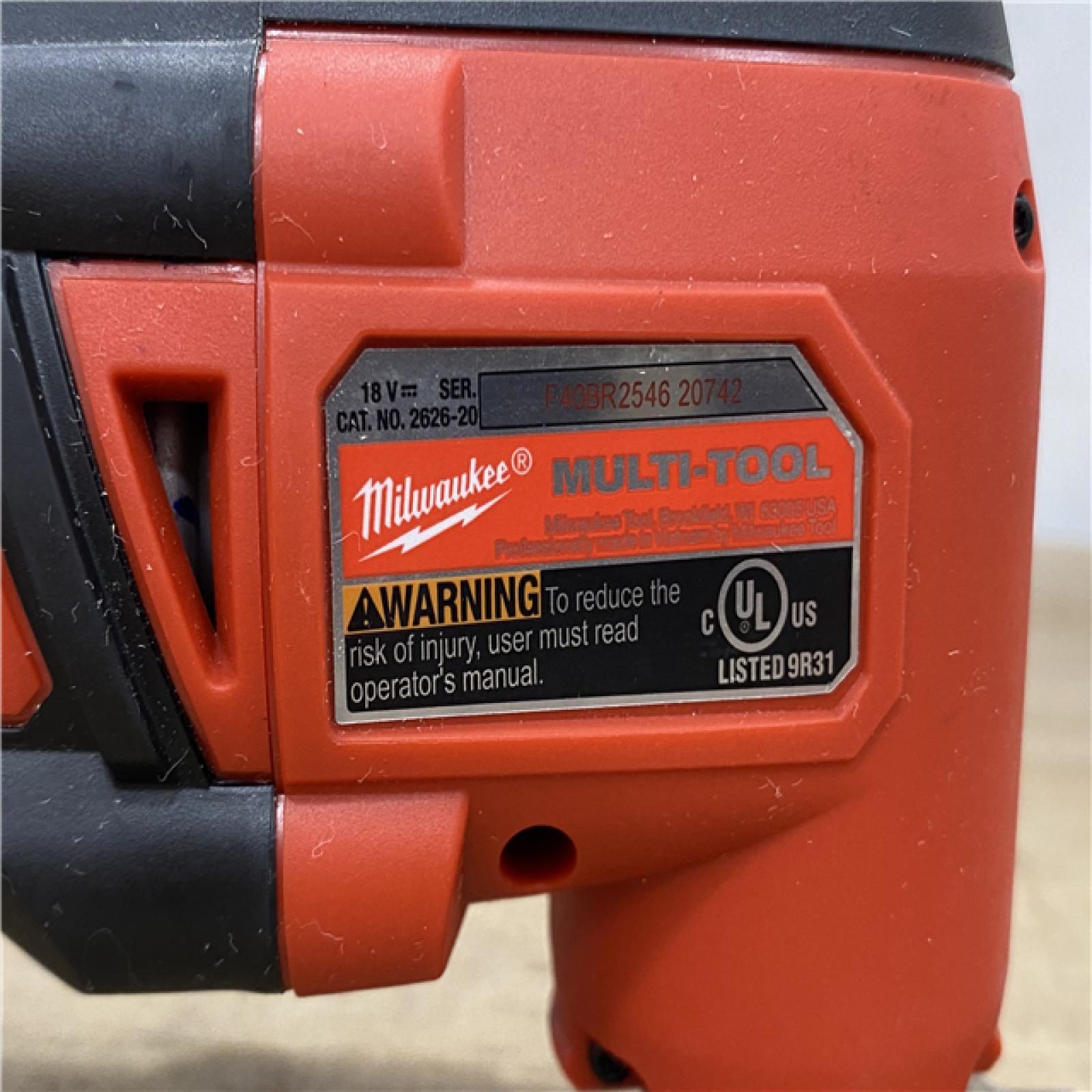 AS-IS Milwaukee 18V Lithium-Ion Cordless Oscillating Multi-Tool (Tool-Only)