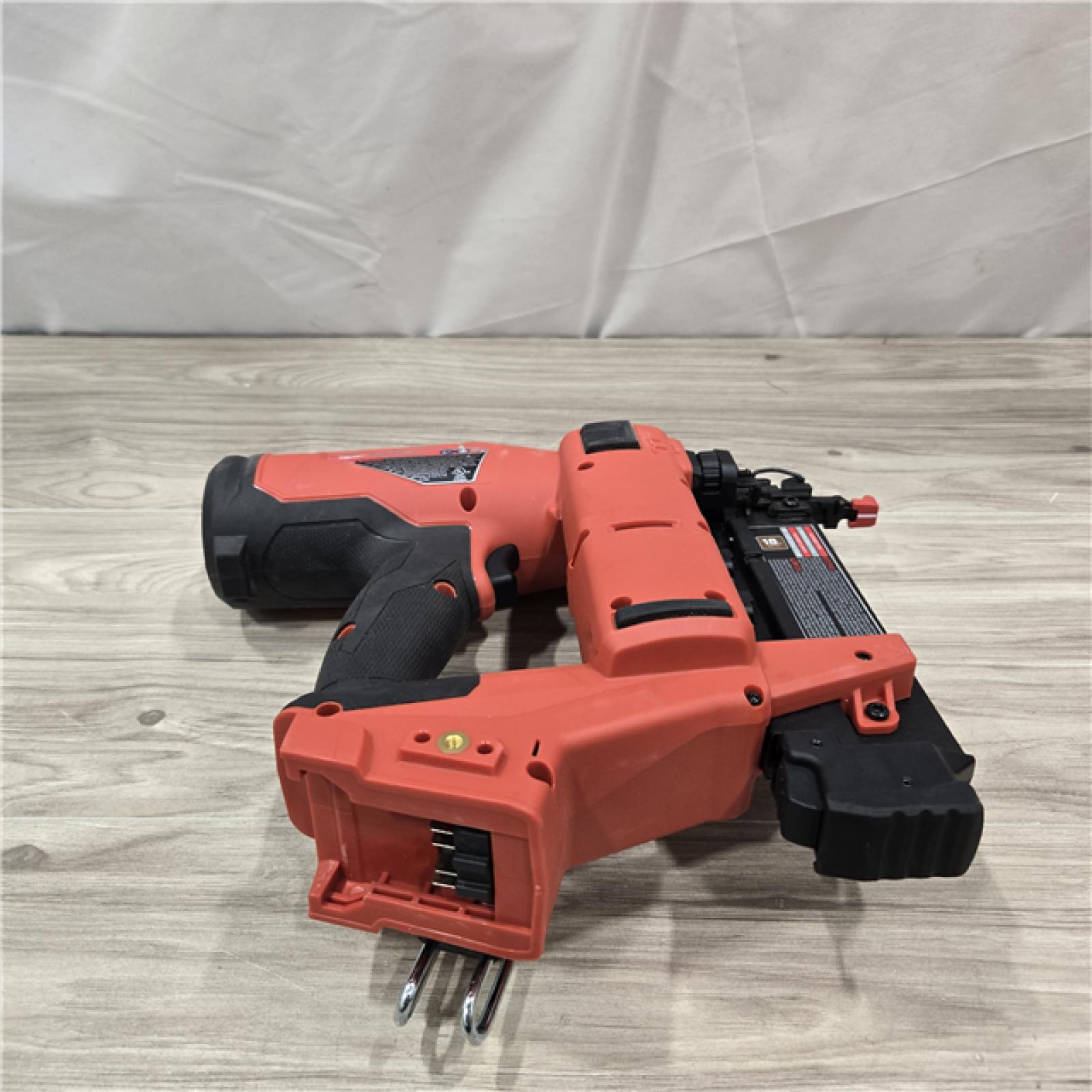 AS-IS Milwaukee M18 Fuel 18V 18-Gauge Brad Nailer 2746-20 (Bare Tool)