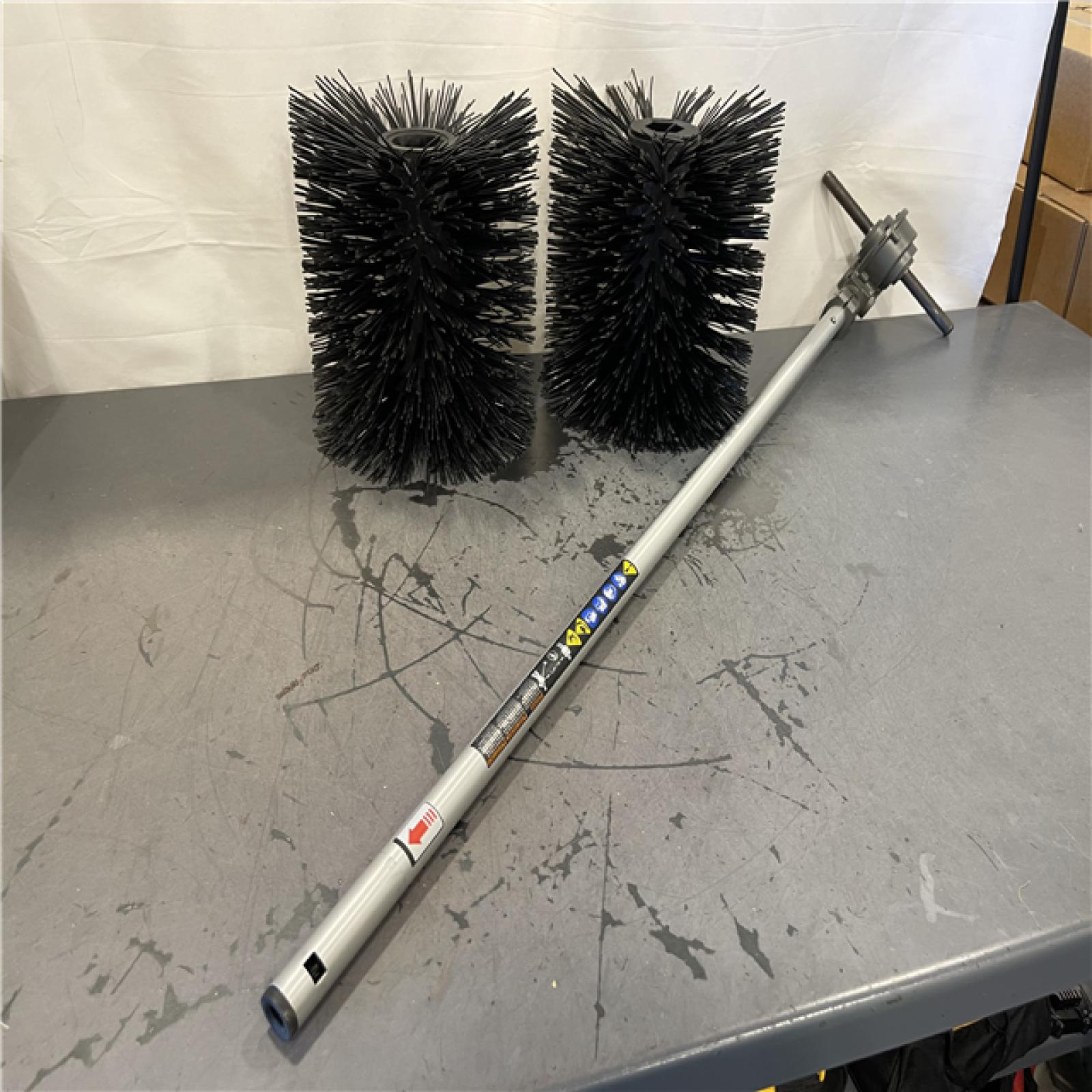 AS-IS - Milwaukee M18 FUEL QUIK-LOK Bristle Brush Attachment