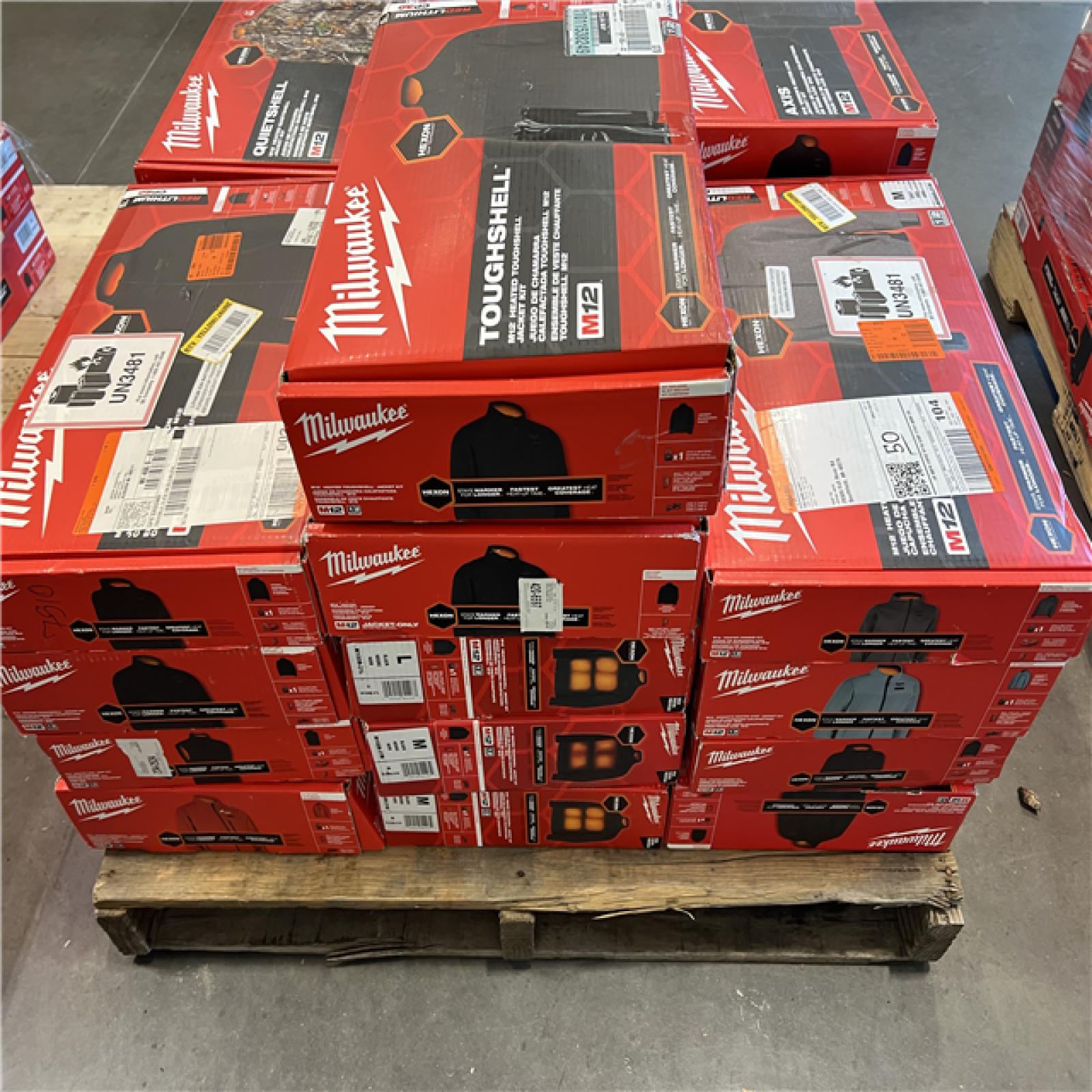 DALLAS LOCATION - AS-IS MILWAUKEE JACKET PALLET (25 COUNT)