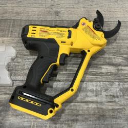 AS-IS DEWALT 20V MAX Cordless Pruner Kit