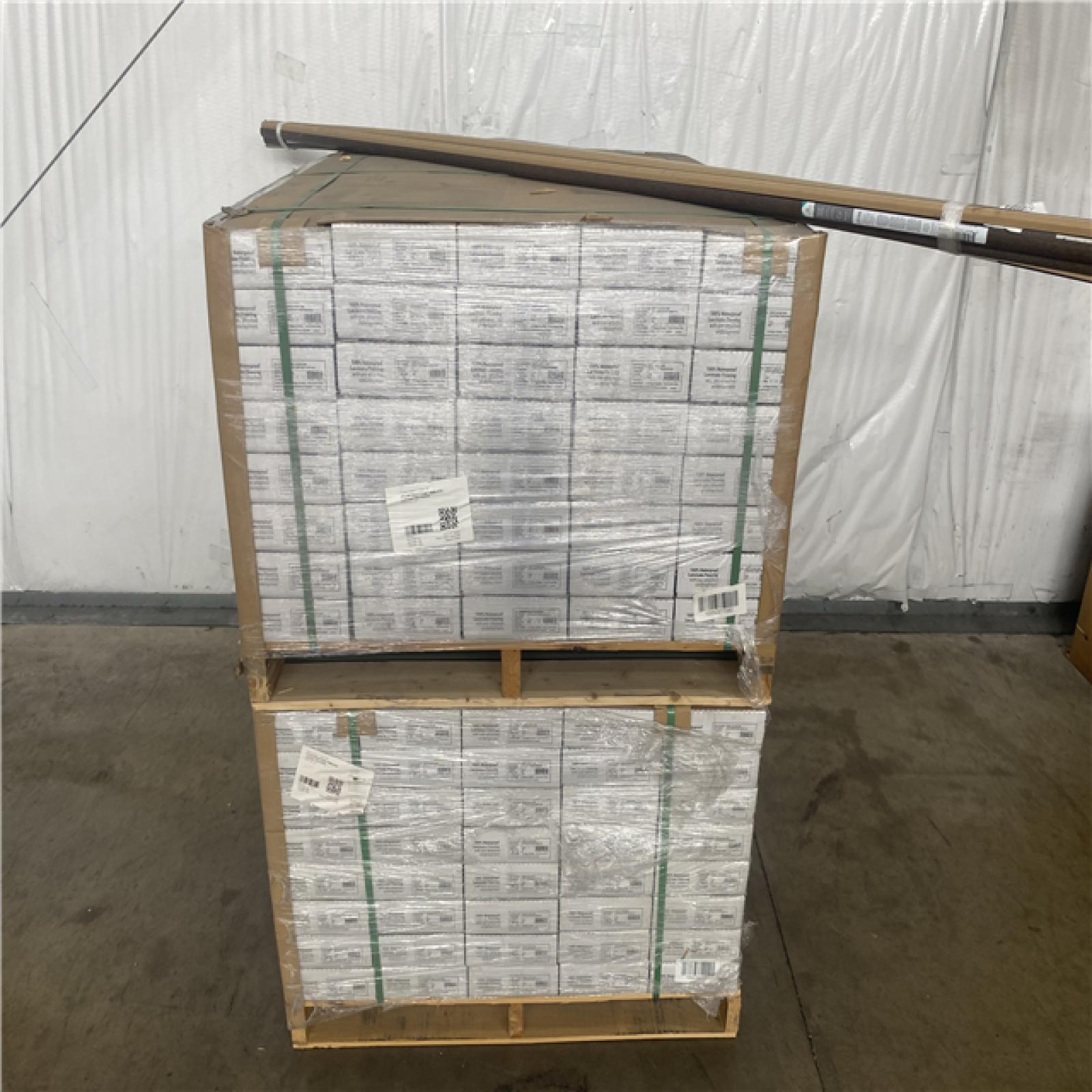 Houston Location AS IS - Home Improvement Flooring Pallet