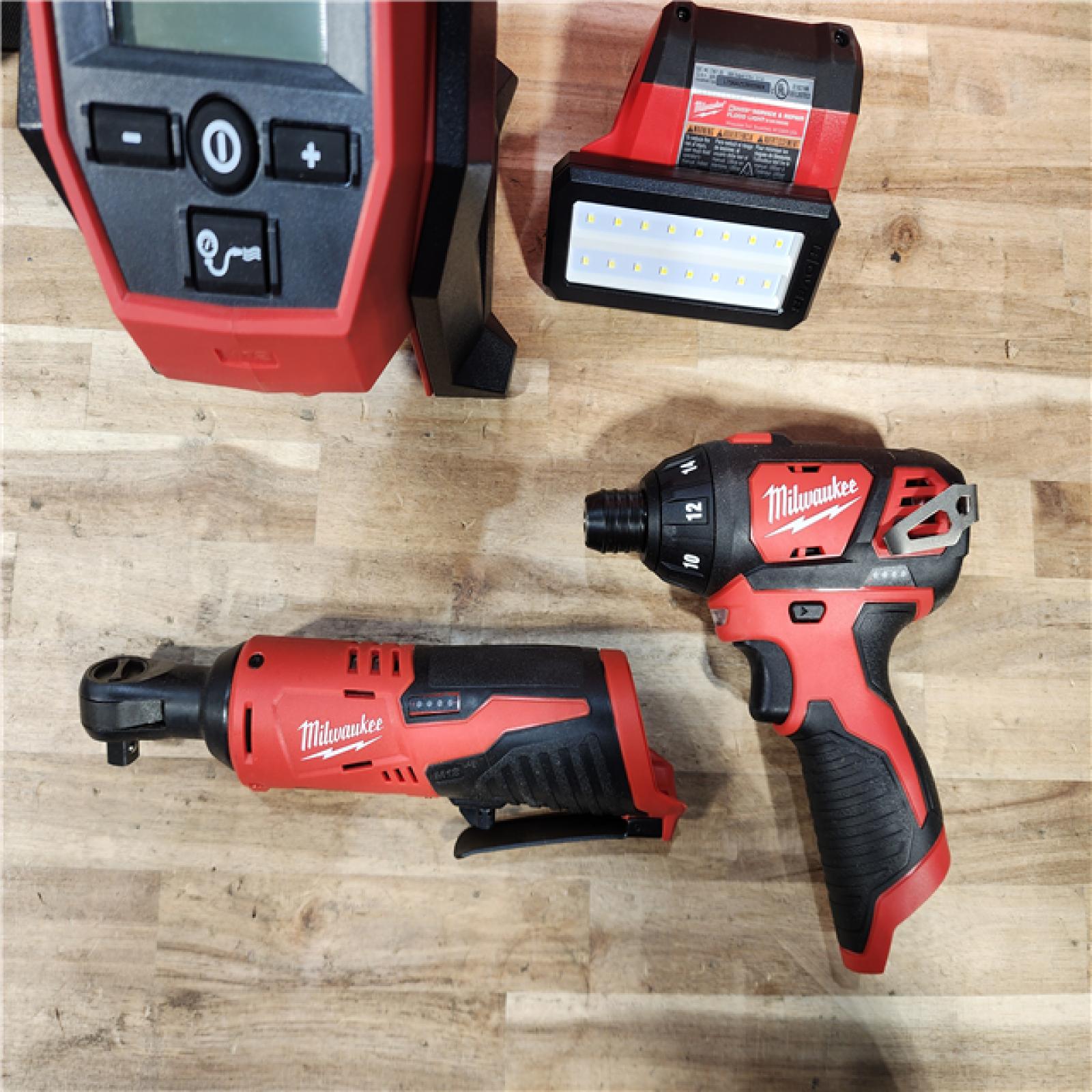 HOUSTON LOCATION - AS-IS Milwaukee M12 12V 4 TOOL Combo Kit