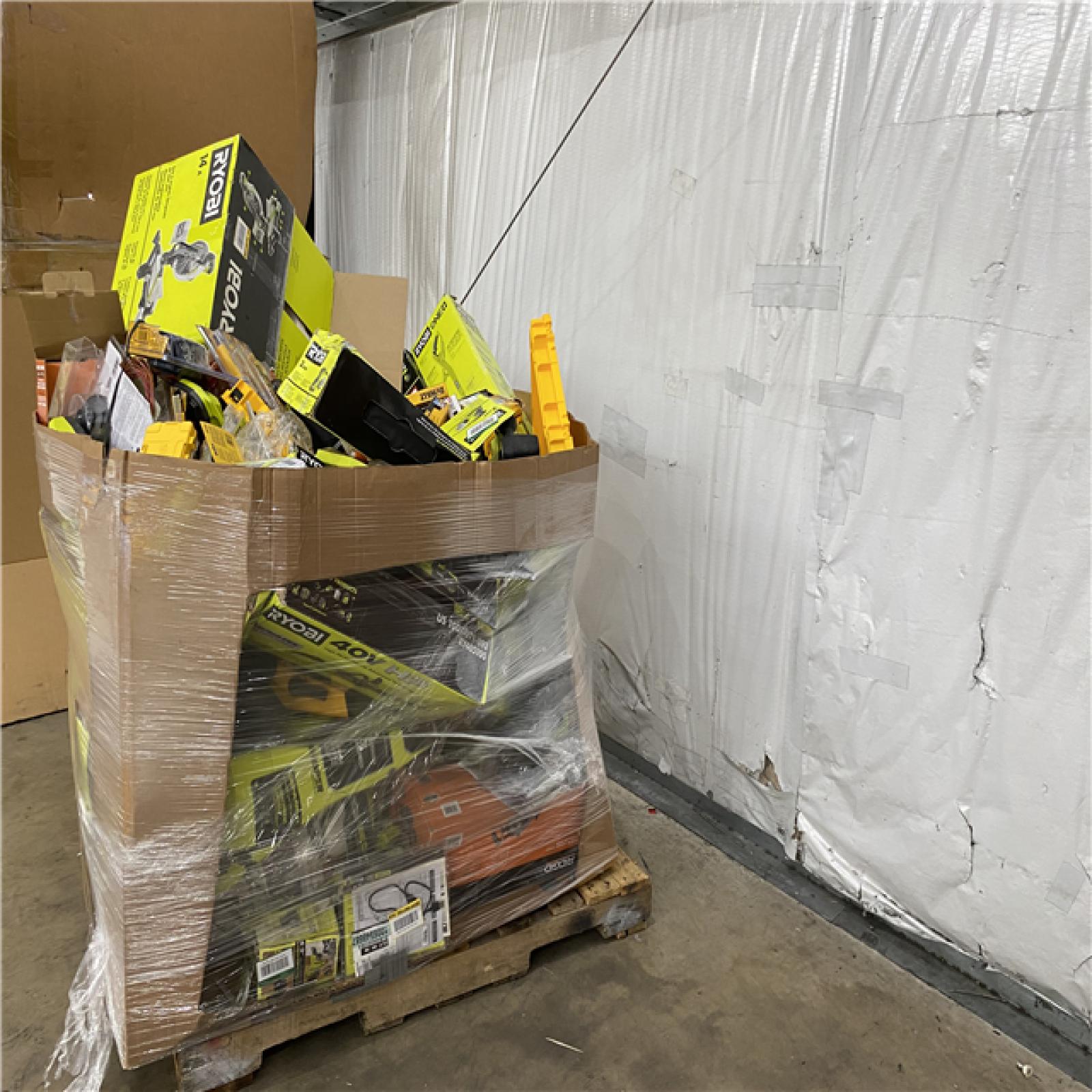 Houston Location AS IS - Tool Pallet