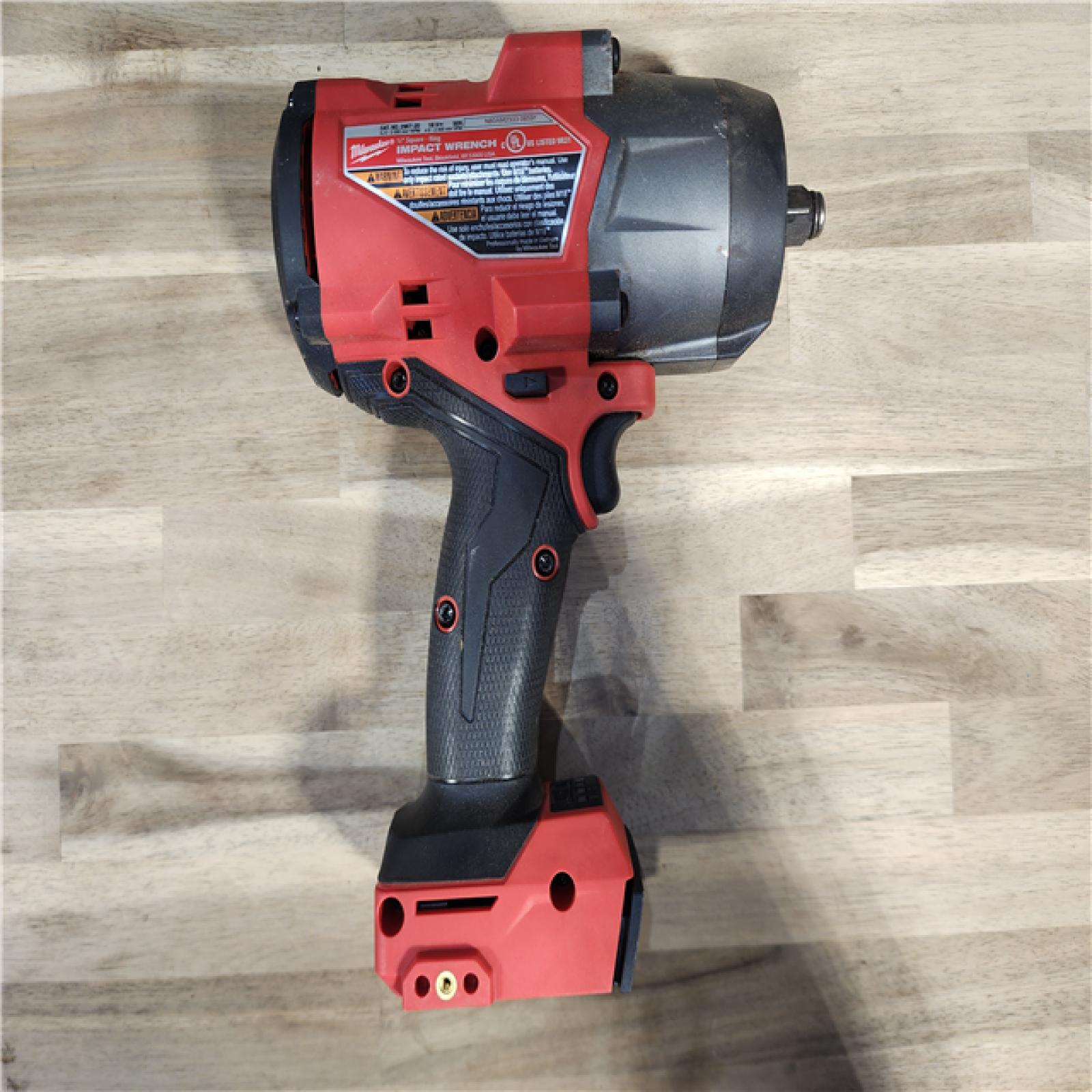 HOUSTON LOCATION - AS-IS Milwaukee M18 1/2 in. Cordless Brushless High Torque Impact Wrench Kit (Battery & Charger)
