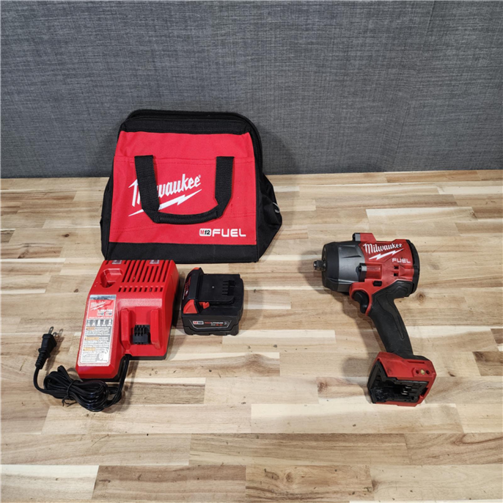 HOUSTON LOCATION - AS-IS Milwaukee  FUEL 18V Lithium-Ion Brushless Cordless 1/2 in. Impact Wrench w/Friction Ring Kit