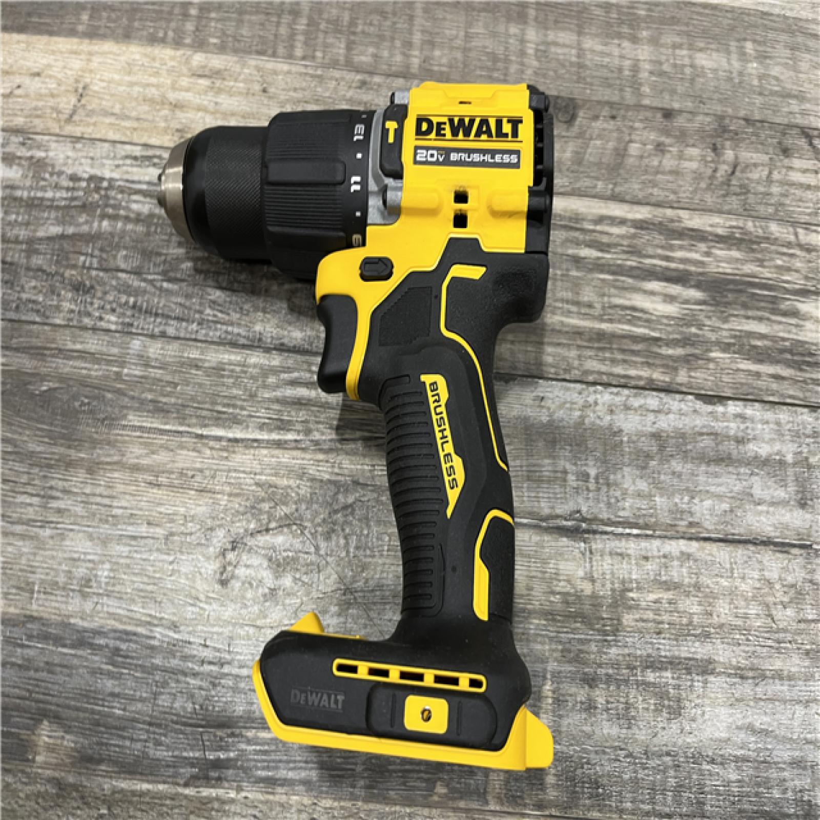 AS-IS DEWALT ATOMIC 20V Lithium-Ion Cordless 1/2 in. Hammer Drill Kit