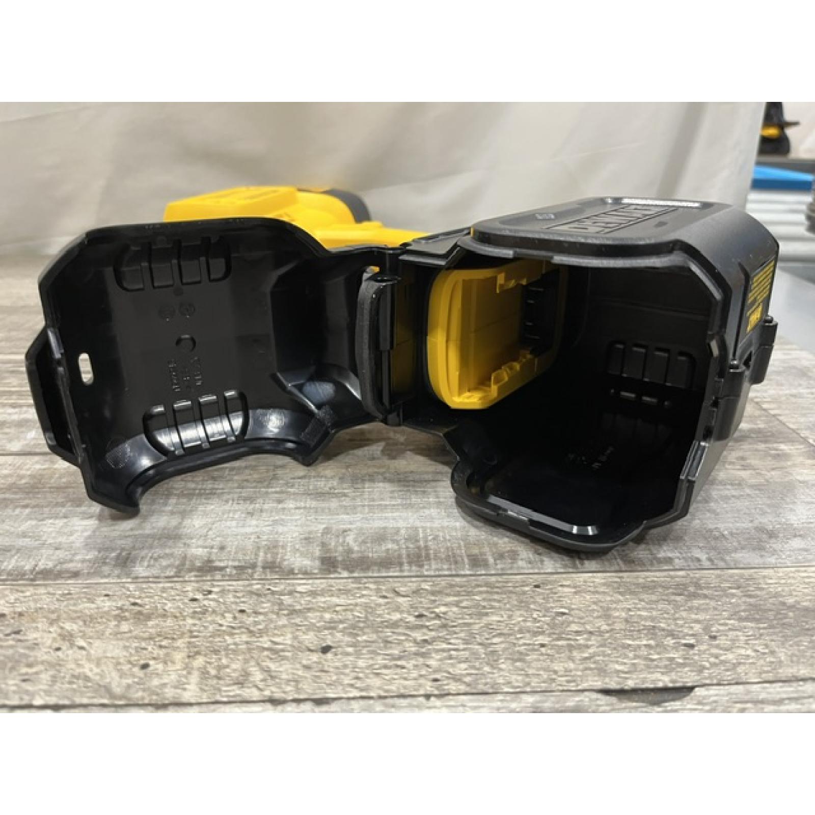AS-IS DEWALT 20V MAX 550 PSI 1.0 GPM Cold Water Cordless Power Cleaner with 4-Nozzles (Tool Only)