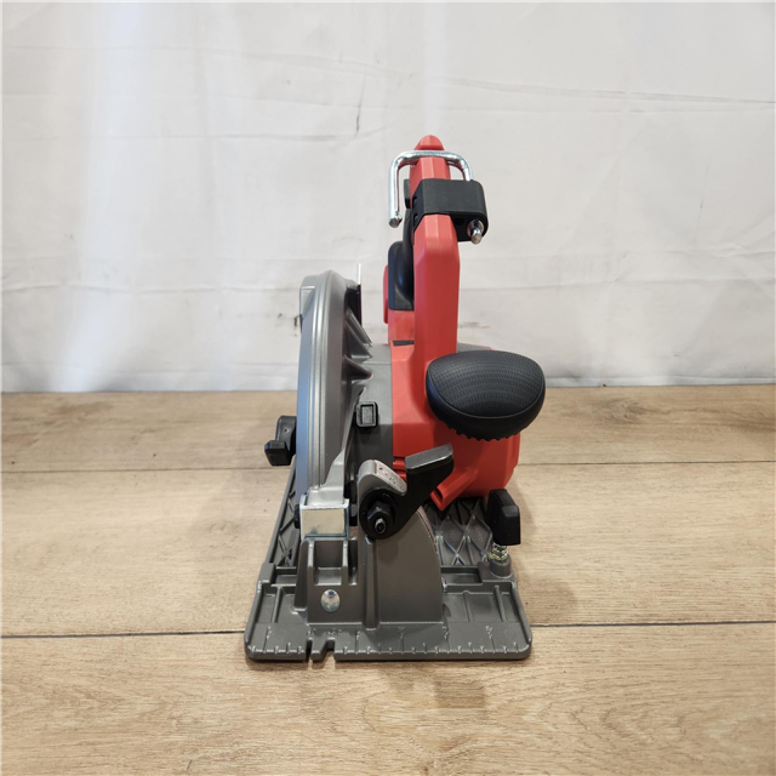 AS-IS- Milwaukee FUEL 18V Lithium-Ion Brushless Cordless 7-1/4 in. Circular Saw (Tool-Only)