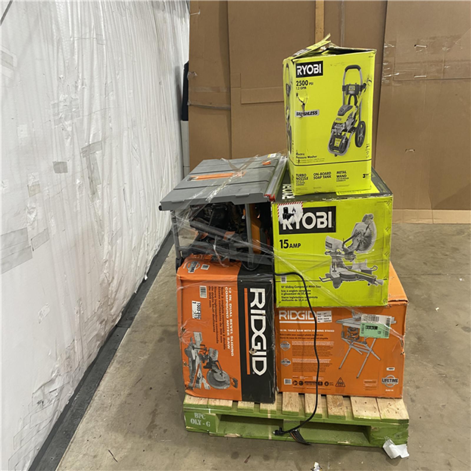 Houston Location AS IS - Tool Pallet