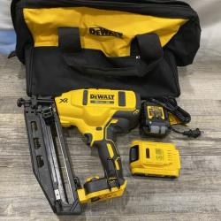 AS-IS DEWALT 20V MAX XR 16-Gauge Electric Cordless Angled Finishing Nailer Kit