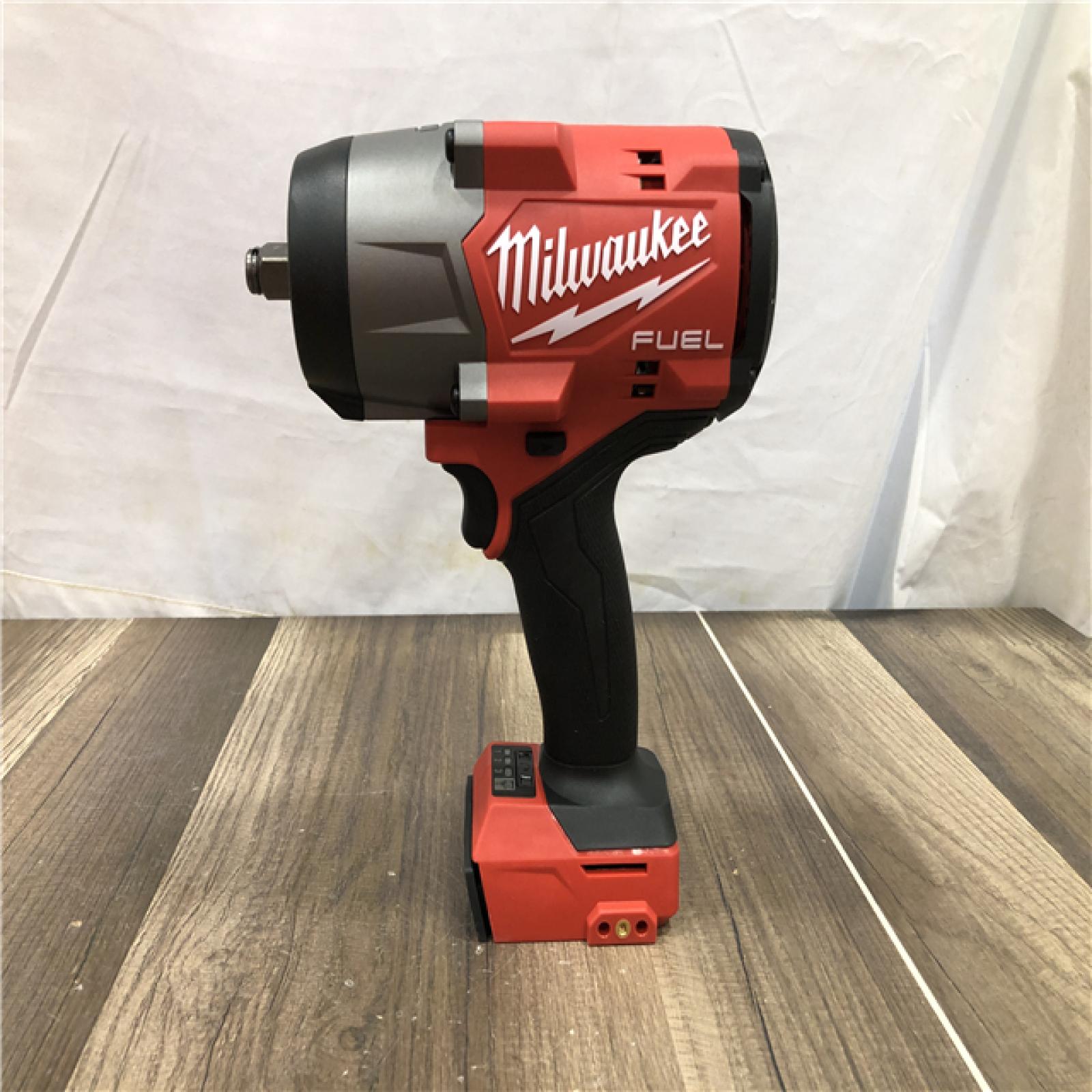 AS-IS  Milwaukee FUEL 18V Lithium-Ion Brushless Cordless 1/2 in. Impact Wrench w/Friction Ring Kit
