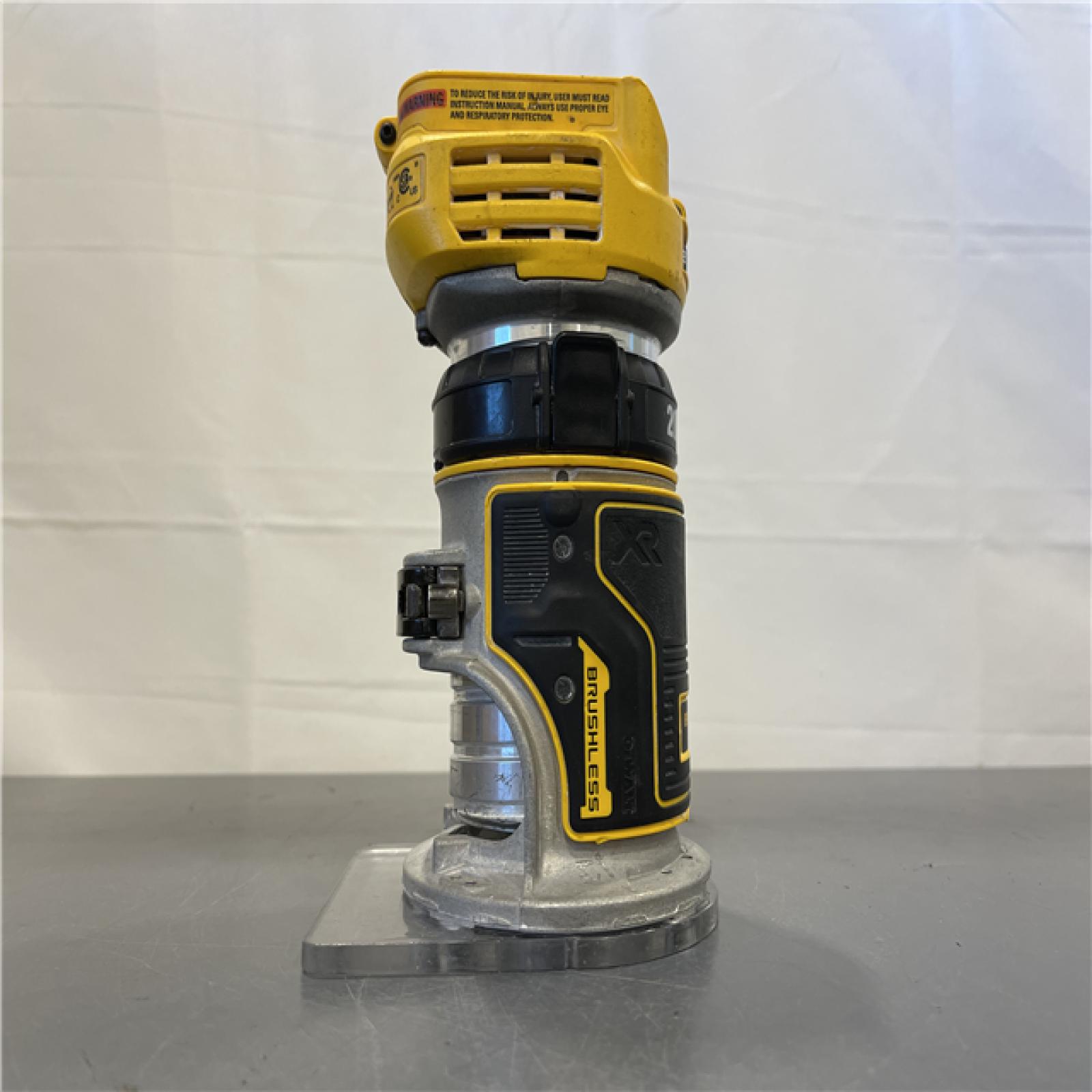 AS-IS - Dewalt 20V MAX XR Brushless Cordless Compact Router (Tool Only)