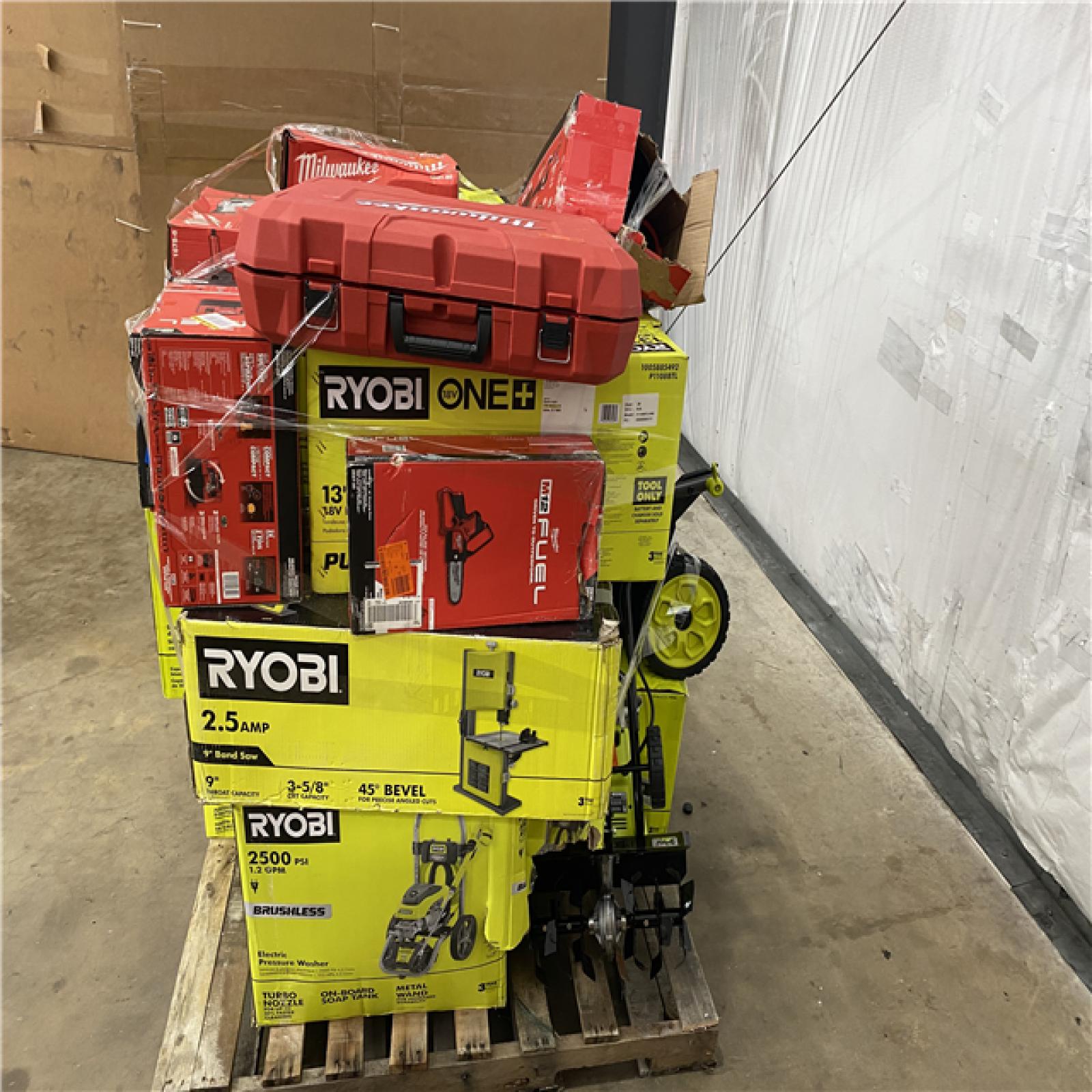 Houston Location AS IS - Tool Pallet