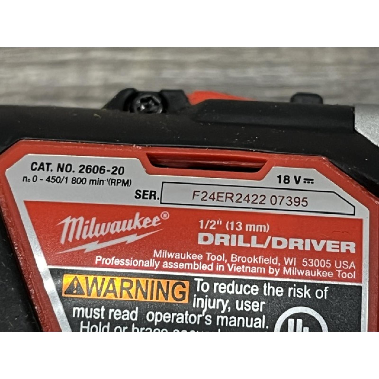 AS-IS Milwaukee 18V Lithium-Ion Cordless Drill Driver/Impact Driver Combo Kit