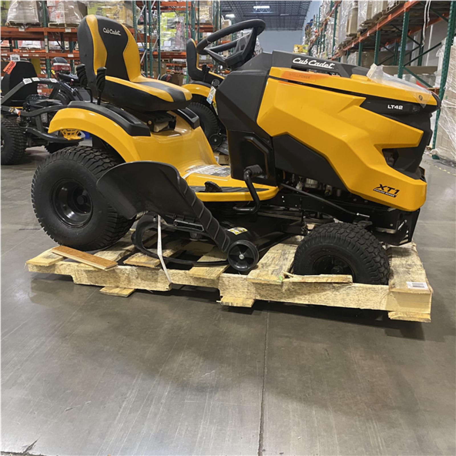 Dallas Location - As-Is Cub Cadet XT1 LT42 Intellipower Lawn Mower Tractor