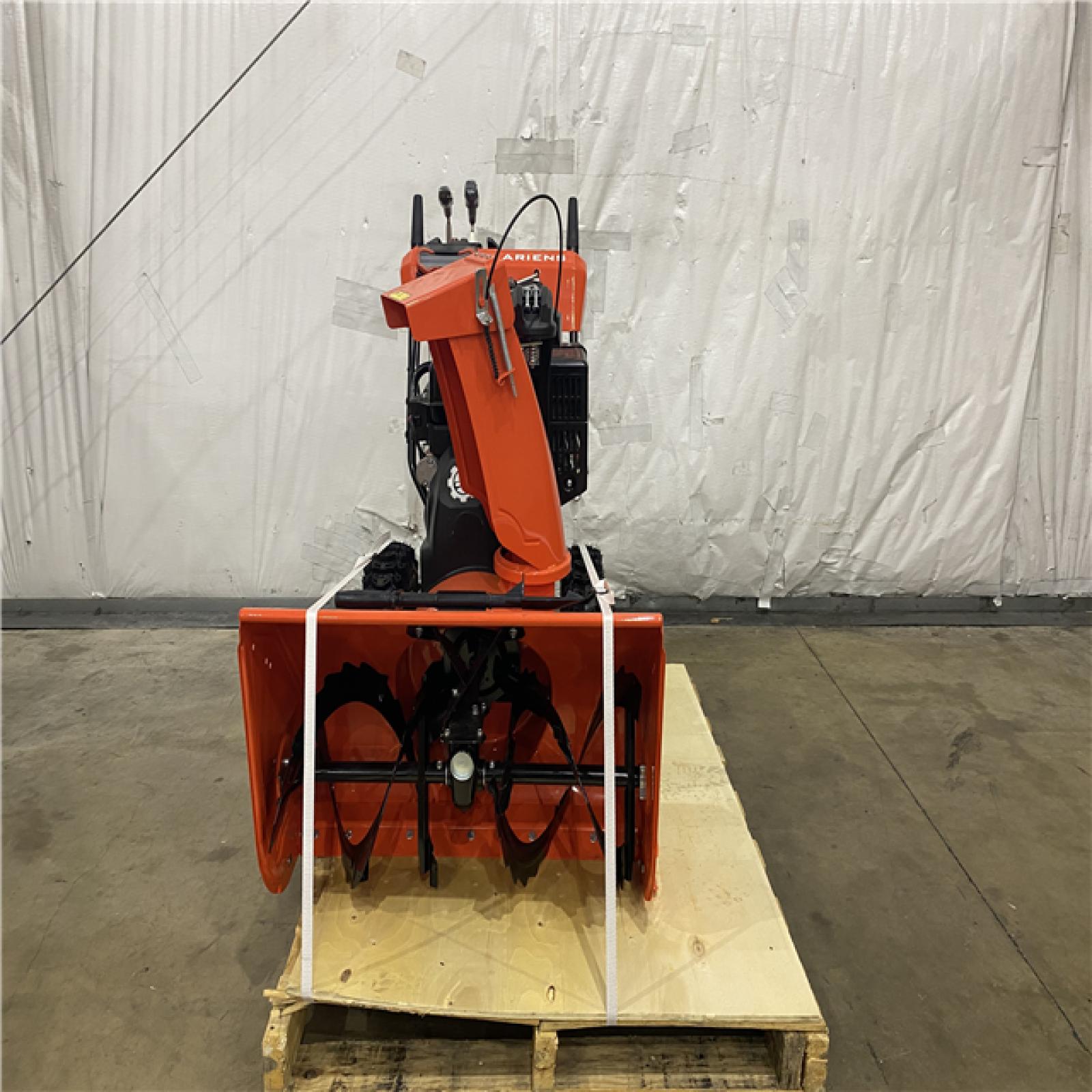 Houston Location - AS-IS 30in Ariens Deluxe Snow Blower
