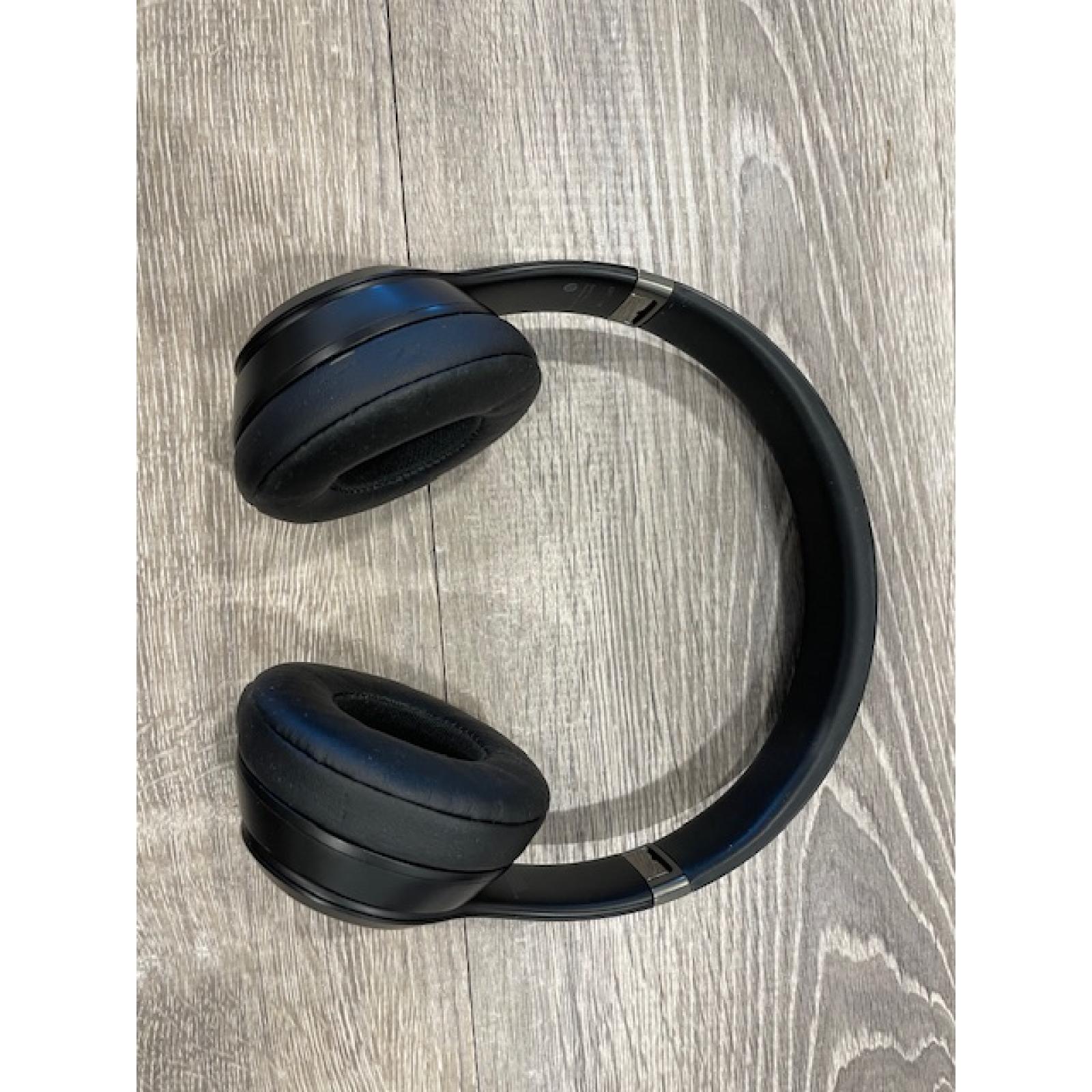 AS-IS Beats Solo 4 Bluetooth Wireless On-Ear Headphones