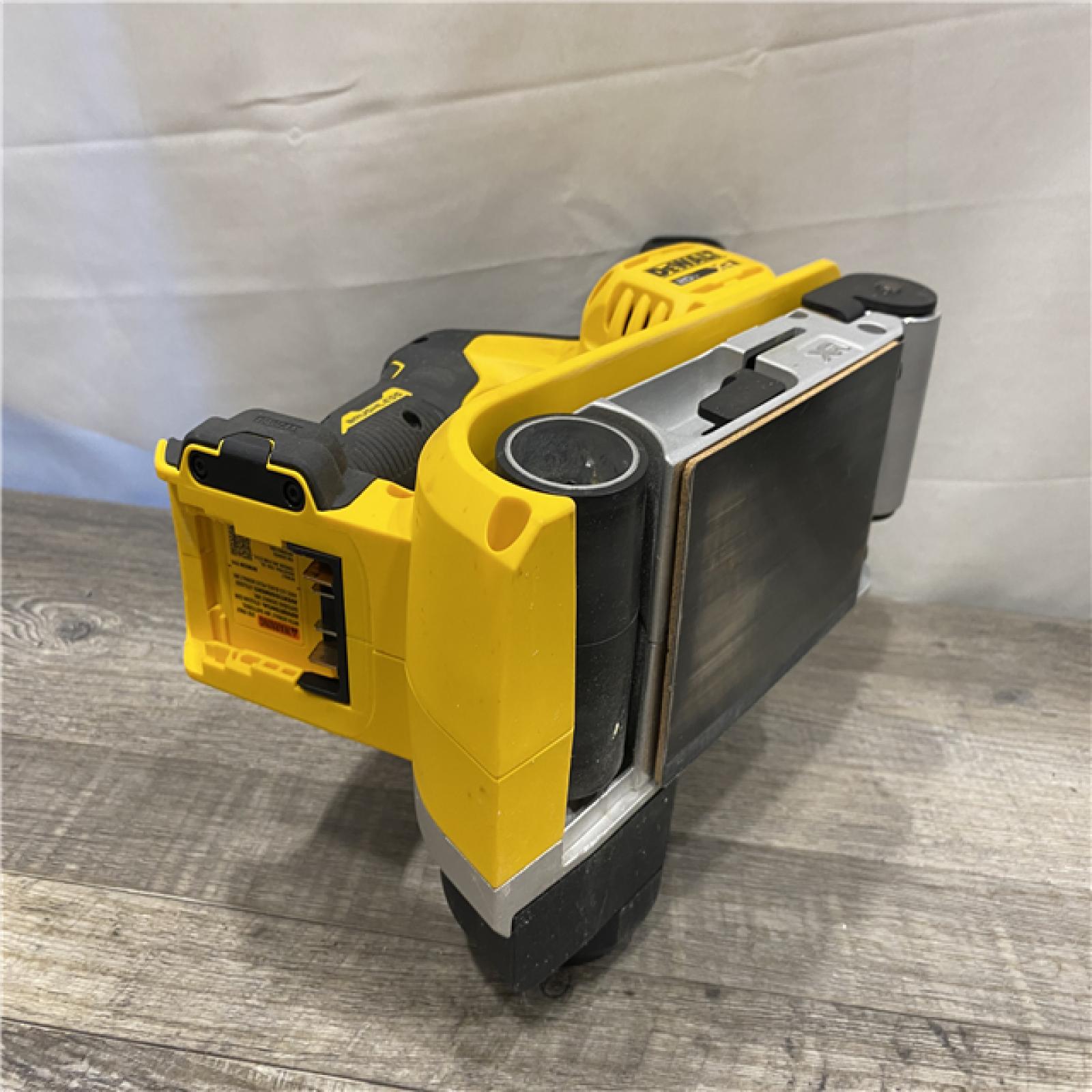 AS-IS DEWALT 20V MAX* XR Brushless Cordless Belt Sander (Tool-Only)
