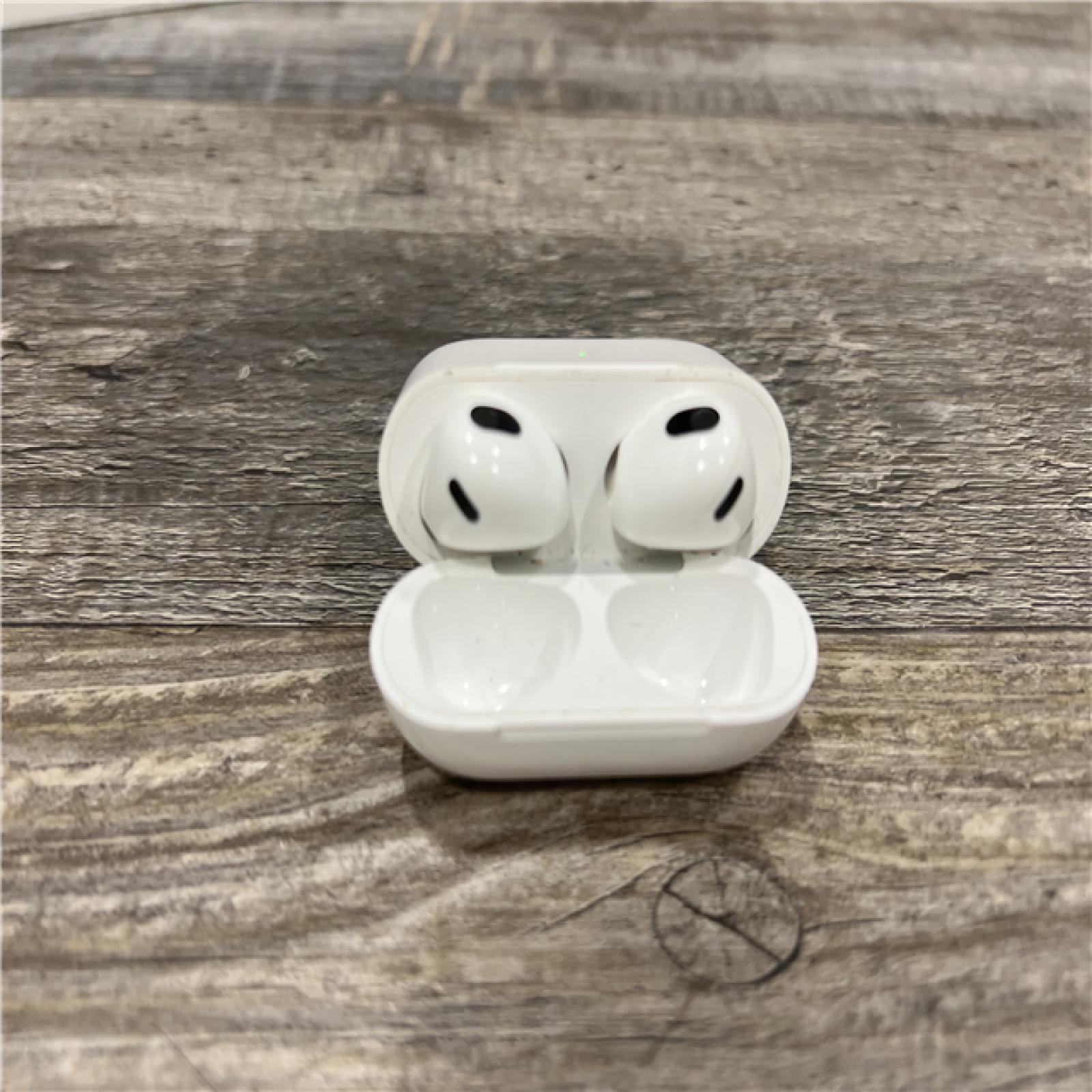 AS-IS AirPods (3rd Generation) with Lightning Charging Case