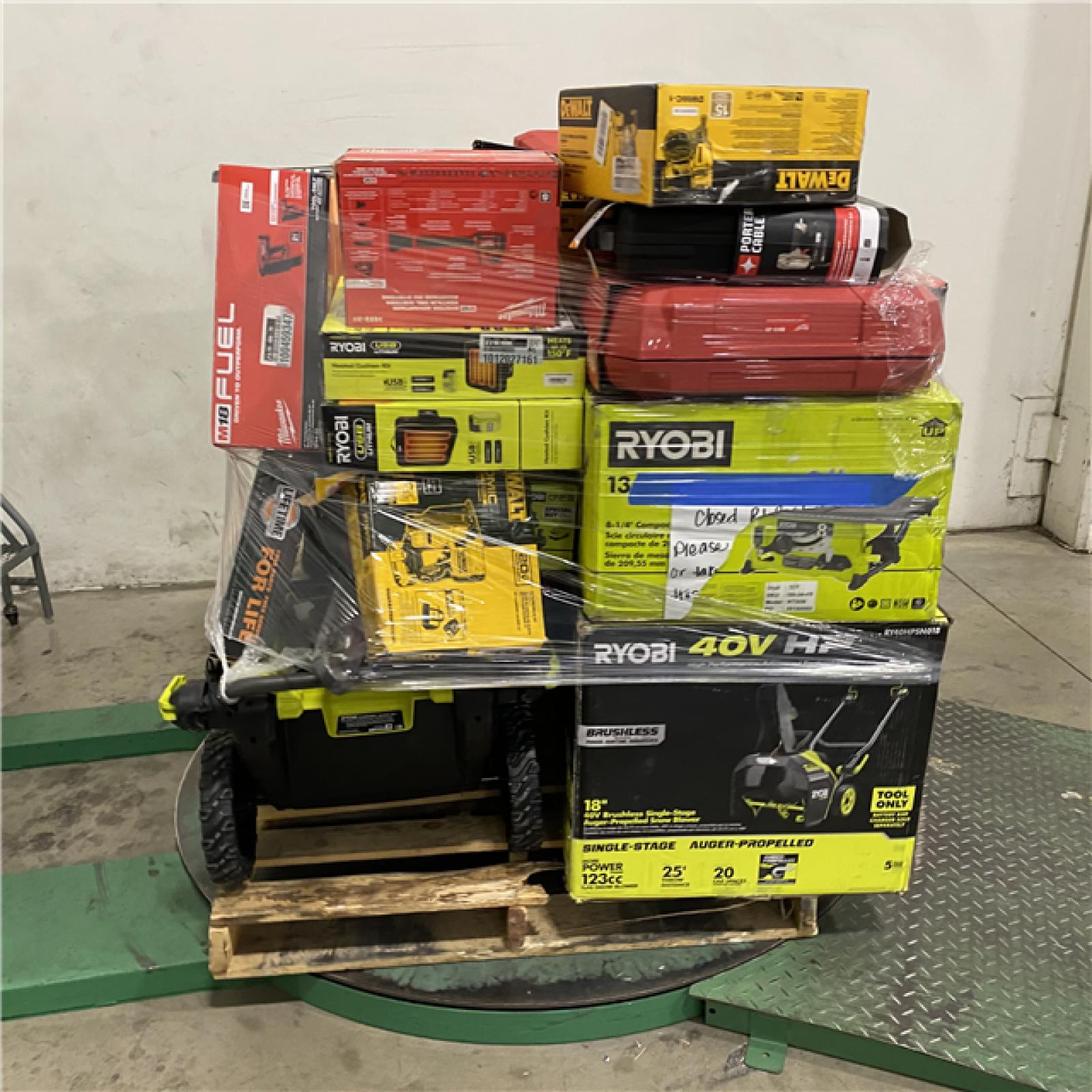 Dallas Location - As-Is Tool Pallet