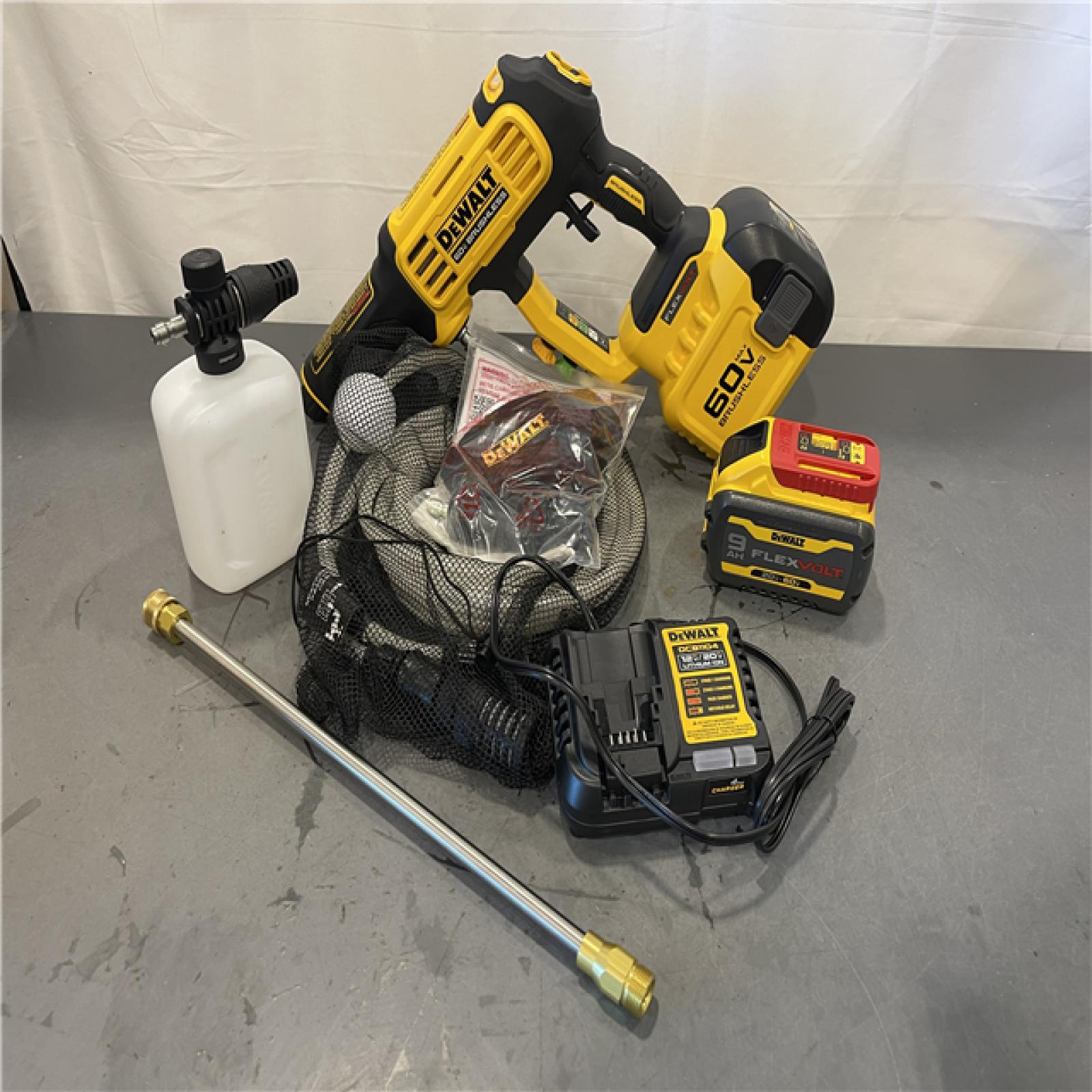 AS-IS - DEWALT FLEXVOLT 60V MAX 1000 PSI 1.0 GPM Cold Water Cordless Battery Power Cleaner Kit