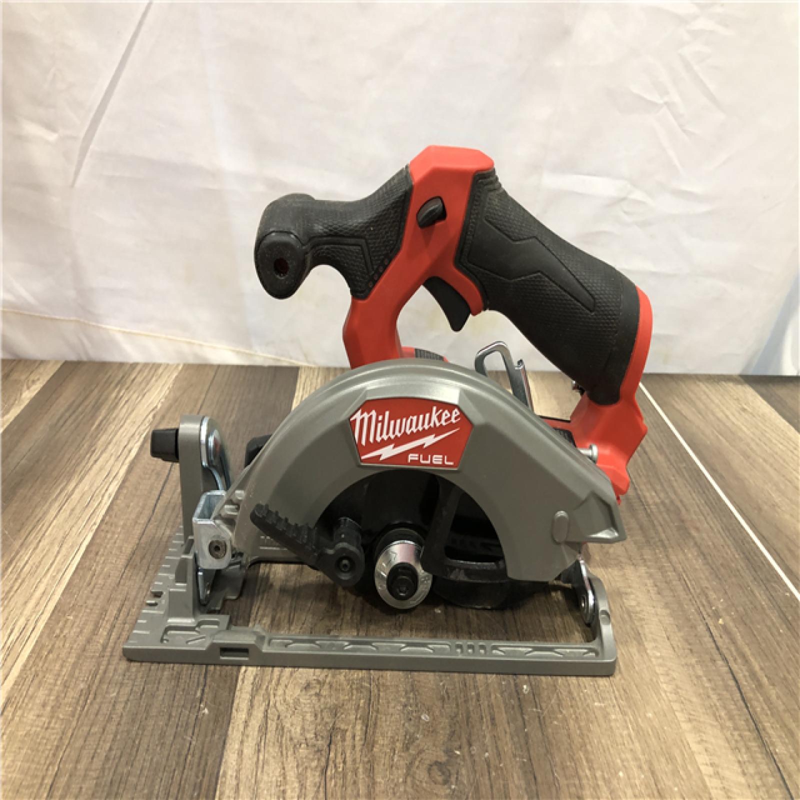 AS-IS Milwaukee FUEL 12V Lithium-Ion Brushless 5-3/8 in. Cordless Circular Saw (Tool-Only)