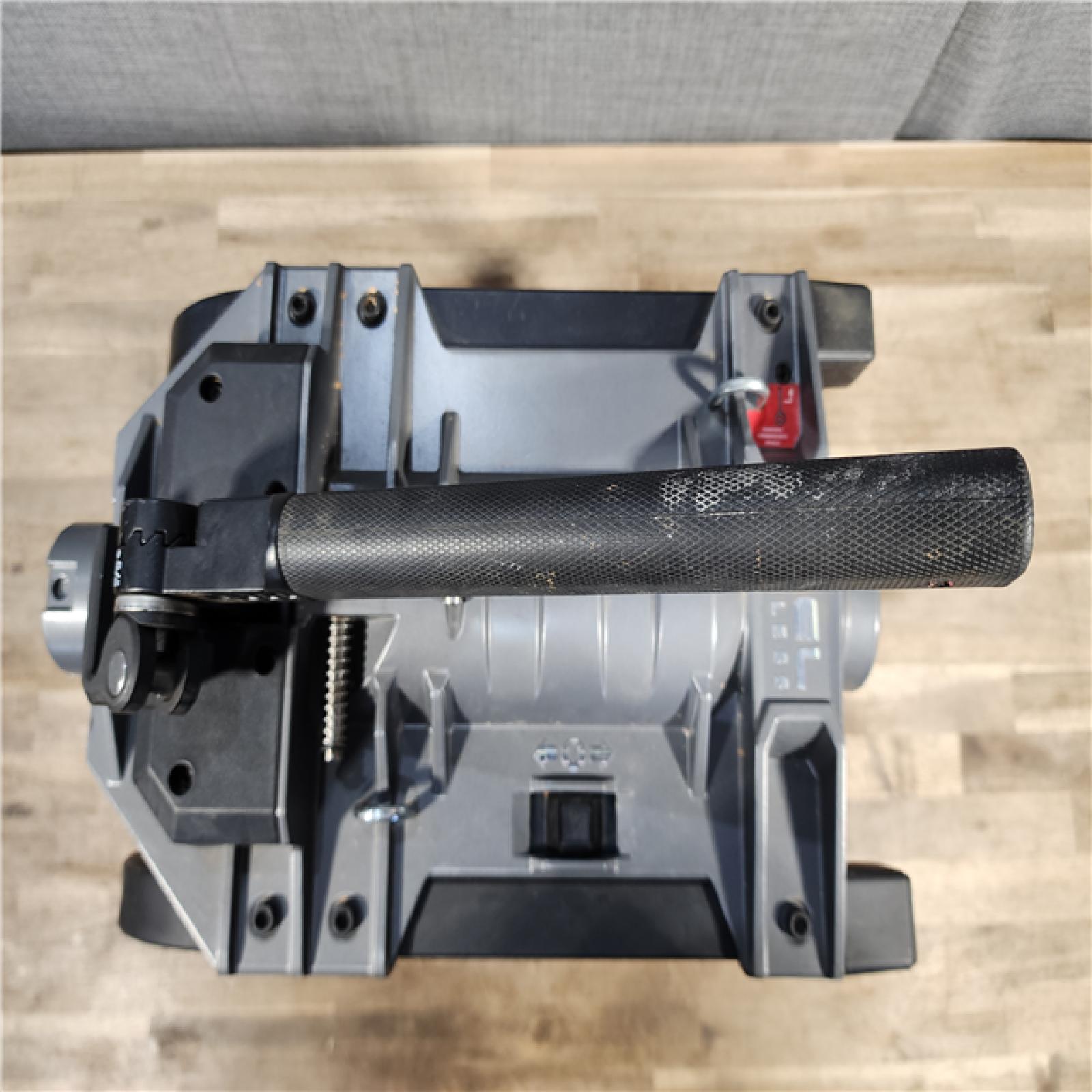 HOUSTON LOCATION - AS-IS Milwaukee M18 FUEL™ Sectional Machine (TOOL ONLY)