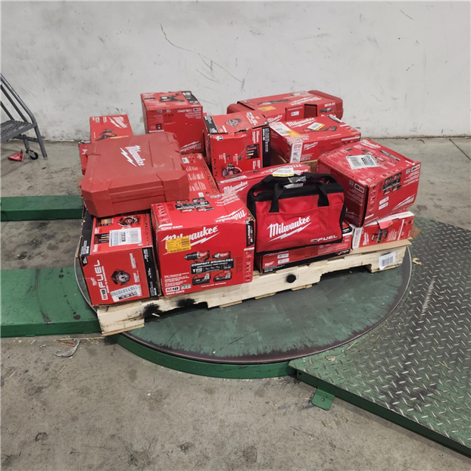 Dallas Location - As-Is MILWAUKEE Tool Pallet