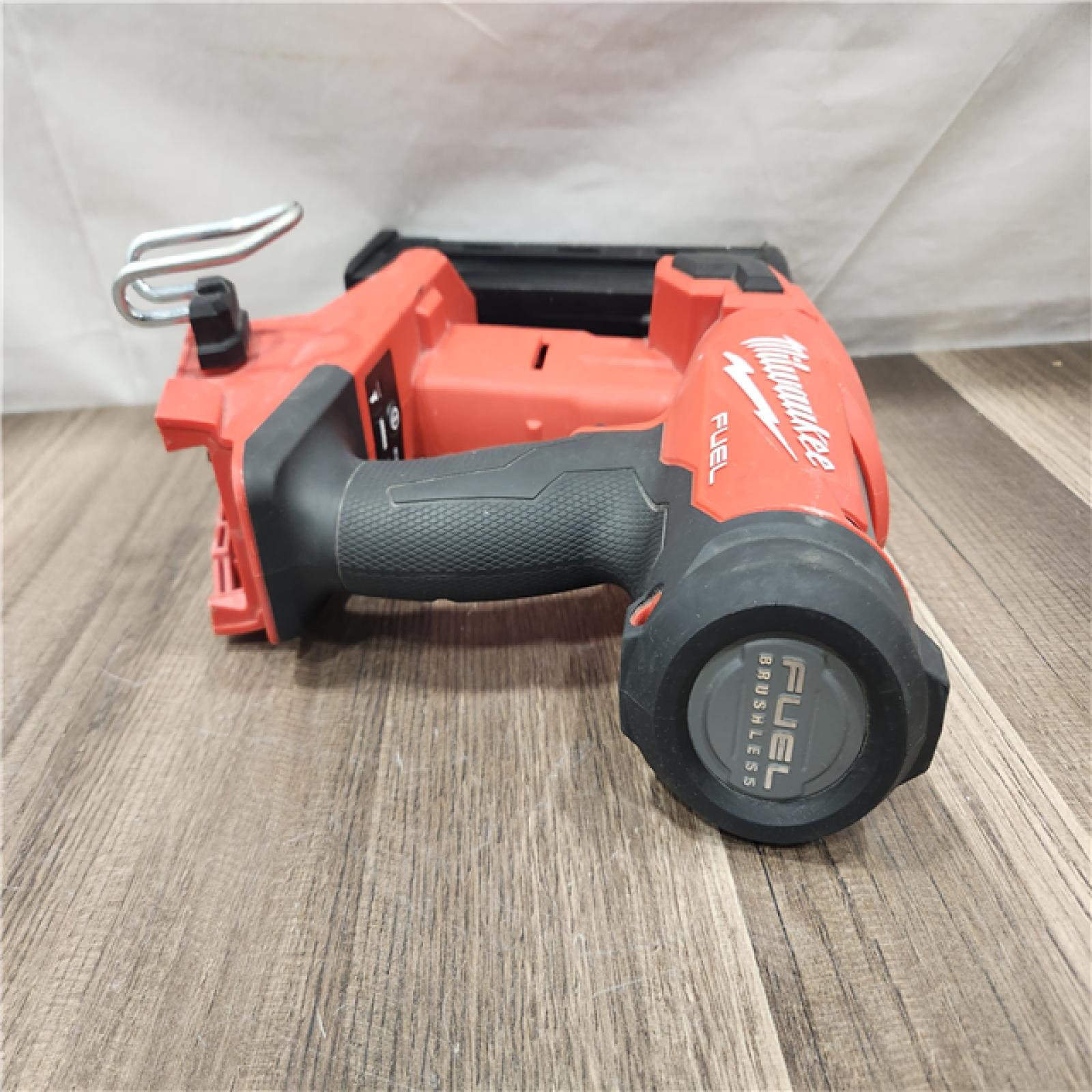 AS-IS- MILWAUKEE FUEL 18V Cordless 18-Gauge 1/4 in. Narrow Crown Stapler (Tool-Only)