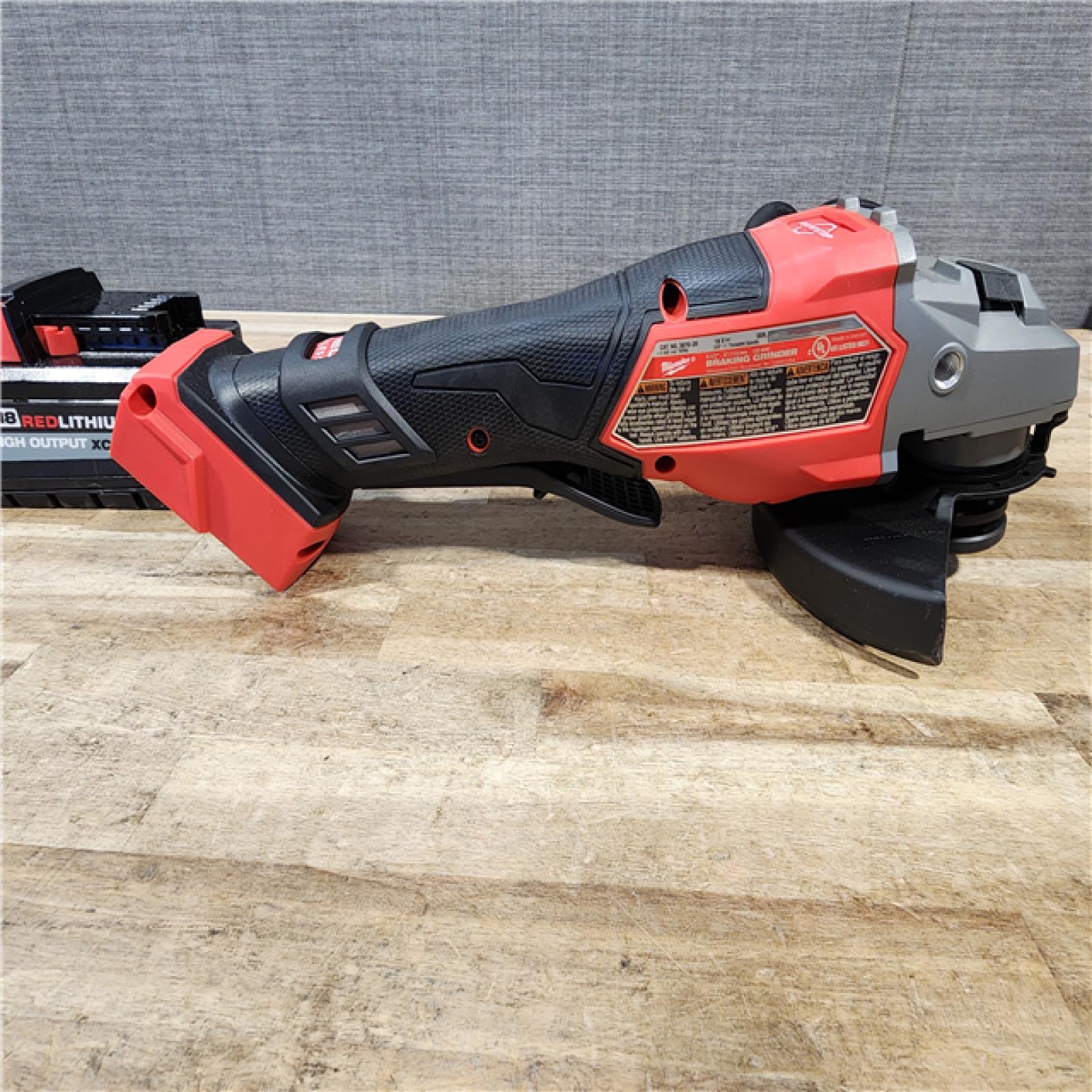 HOUSTON LOCATION - AS - IS Milwaukee FUEL 18-Volt Lithium-Ion Brushless Cordless 4-1/2 in./6 in. Braking Grinder with Paddle Switch W/ BATTERY