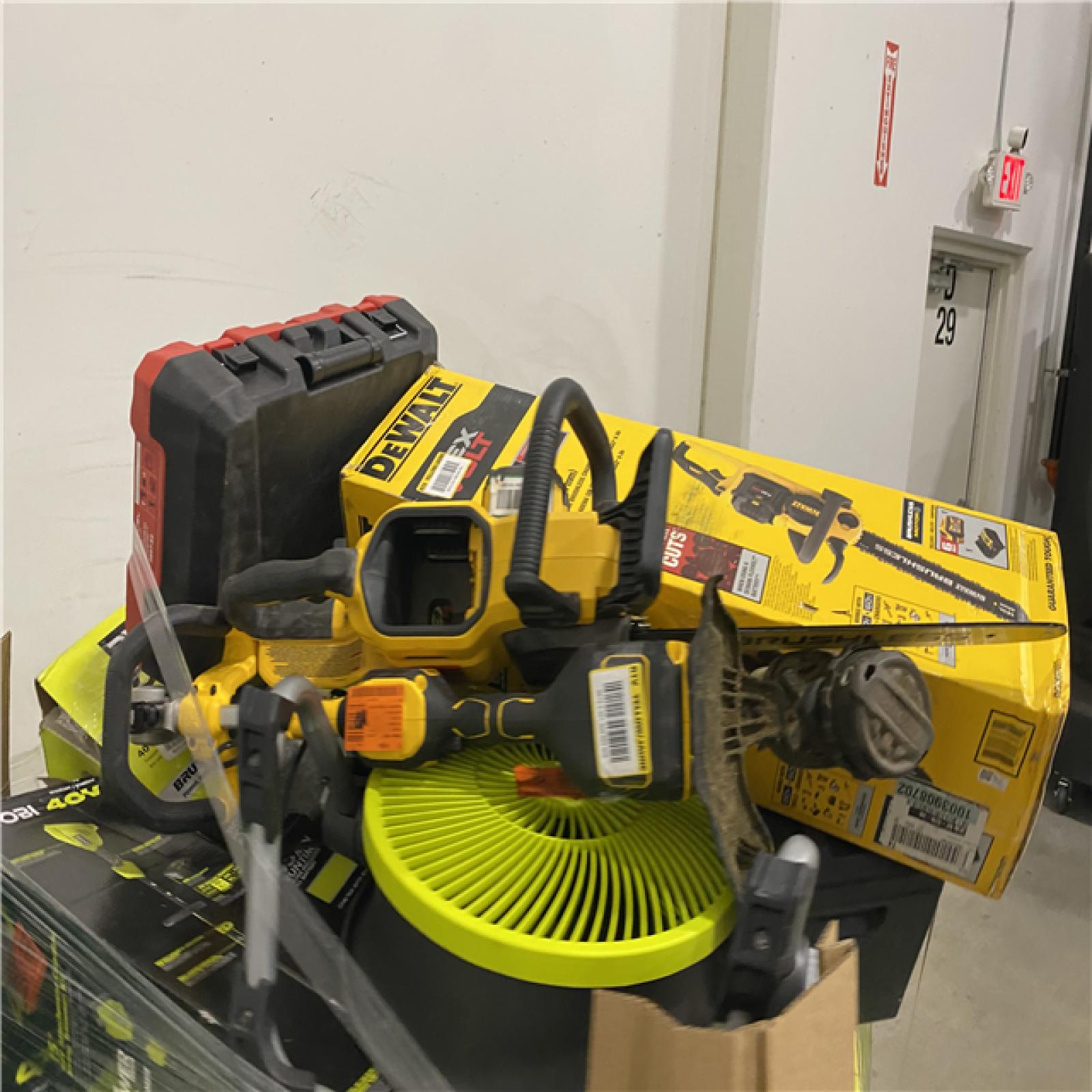 Dallas Location - As-Is Tool Pallet