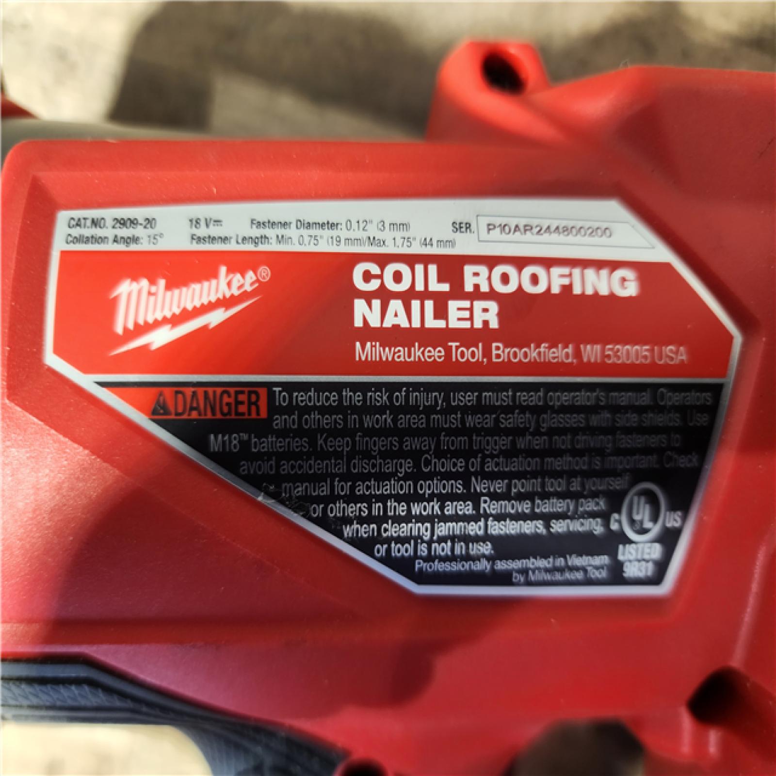 HOUSTON LOCATION - AS-IS Milwaukee FUEL 18-Volt Lithium-Ion Brushless Cordless Coil Roofing Nailer (Tool Only)