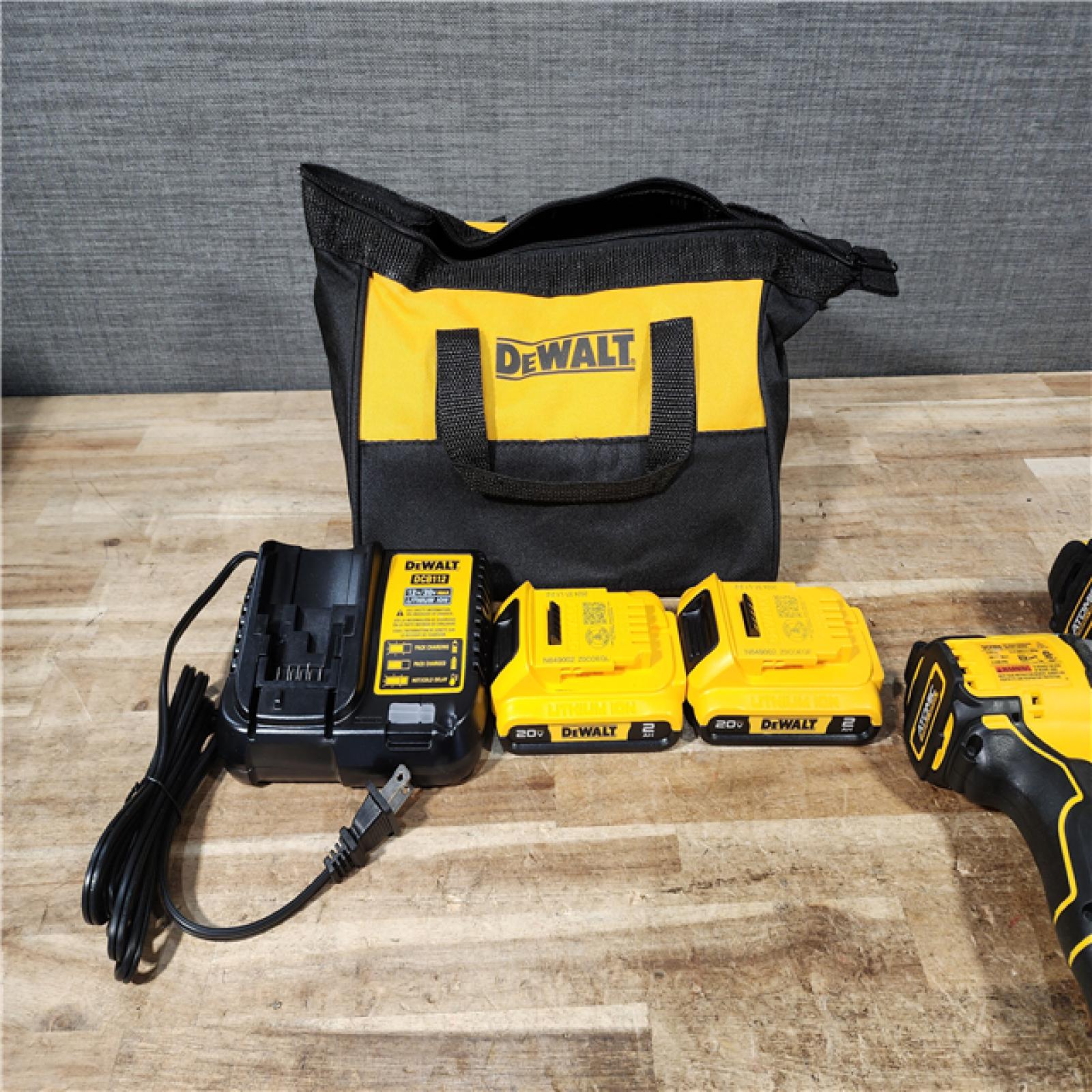 HOUSTON LOCATION - AS - IS DEWALT ATOMIC 20-Volt MAX Lithium-Ion Cordless Combo Kit