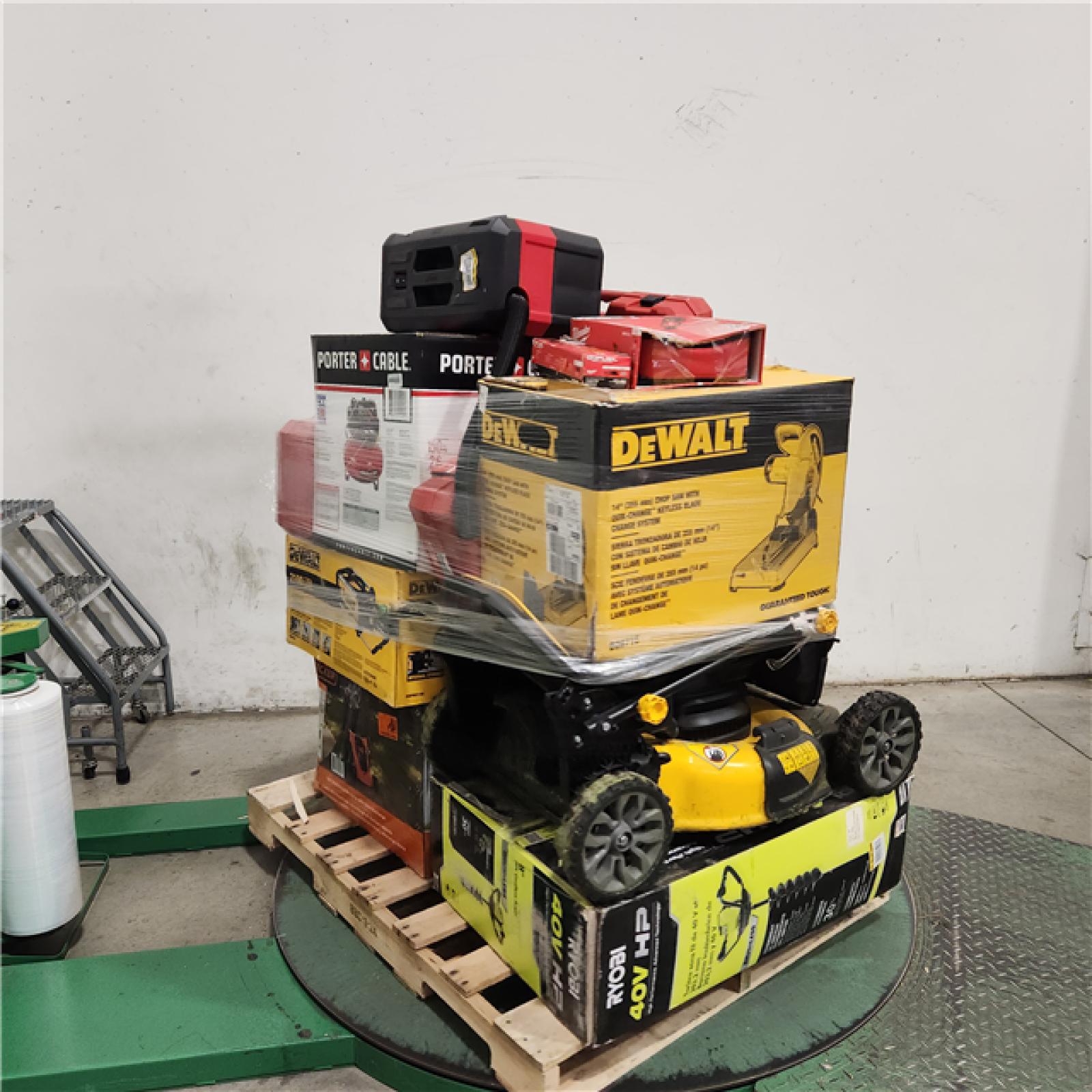 Dallas Location - As-Is Tool Pallet
