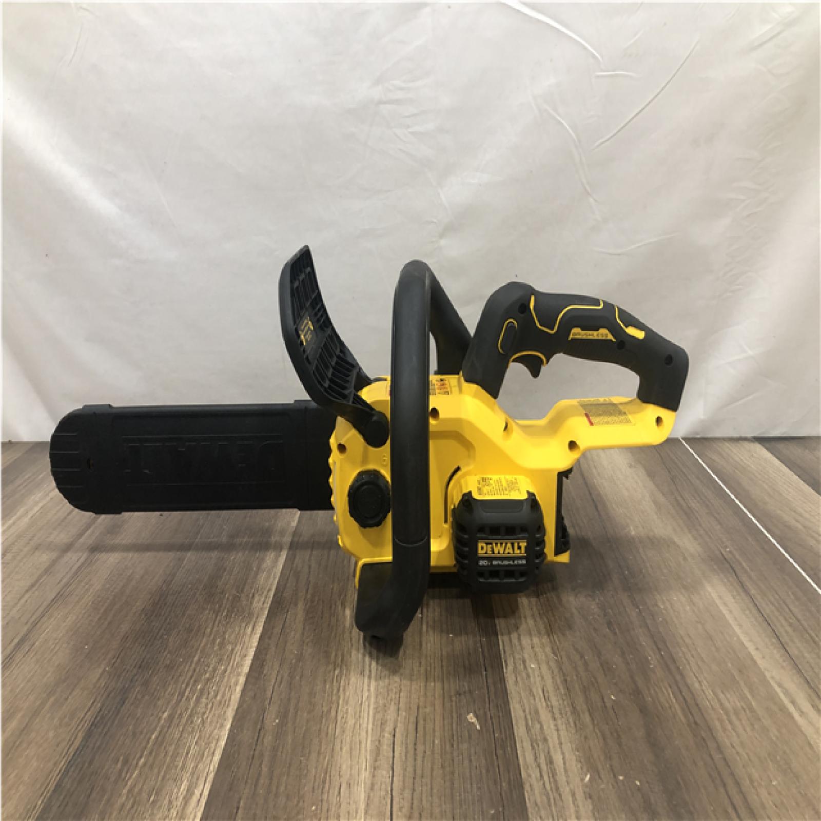 AS-IS DEWALT 20V MAX Compact 12 Brushless Cordless Chainsaw Kit