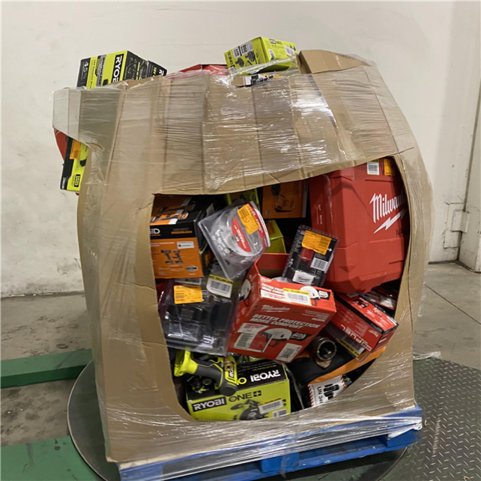 DALLAS LOCATION- AS-IS TOOLS PALLET