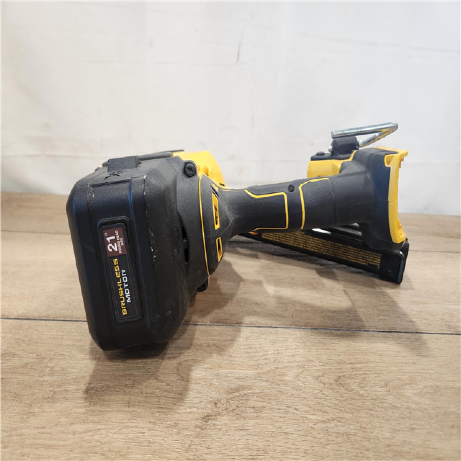 AS-IS- DEWALT 20-Volt 21° Cordless Framing Nailer (Tool-Only)