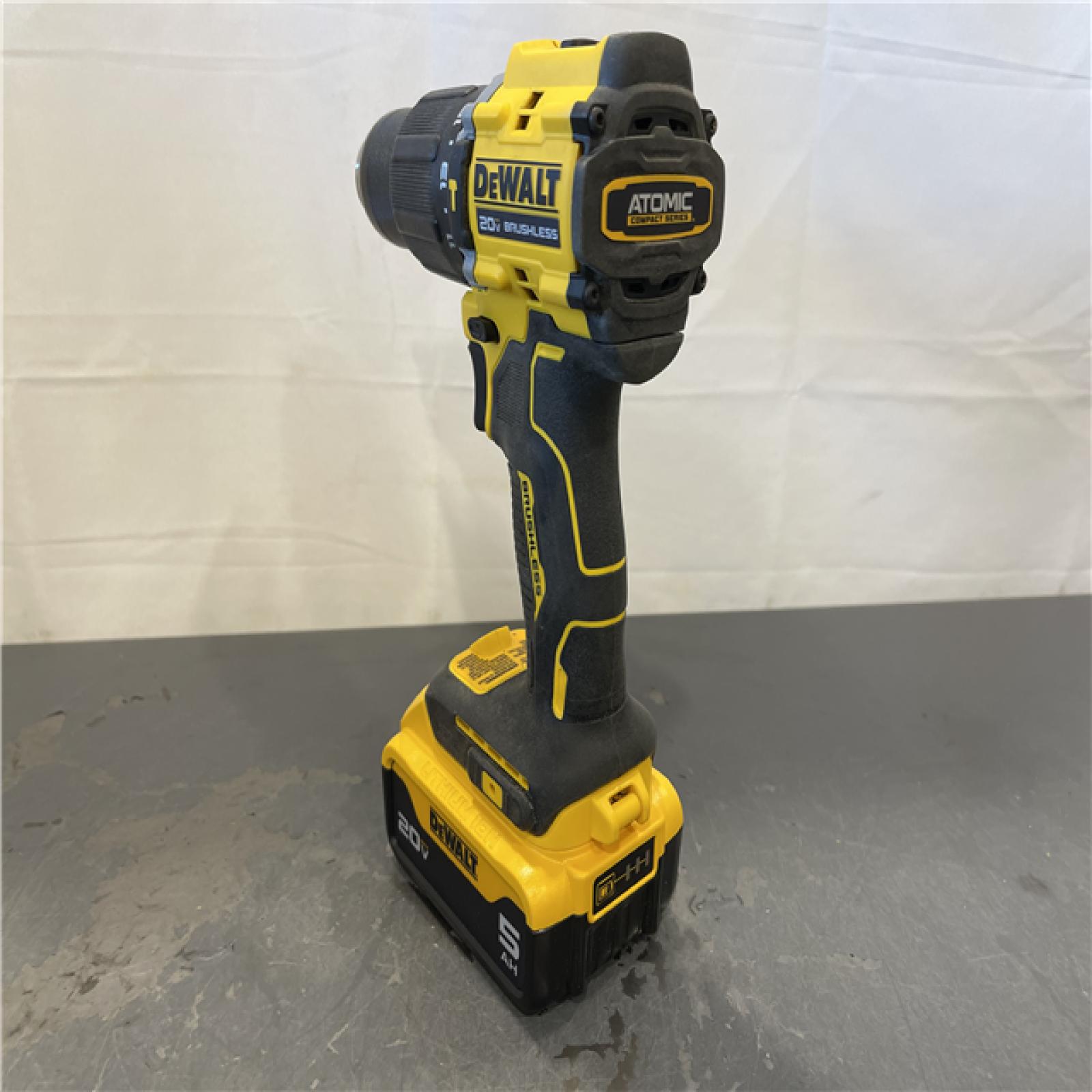 AS-IS - DeWalt ATOMIC 20V Lithium-Ion Cordless 1/2 in. Hammer Drill Kit
