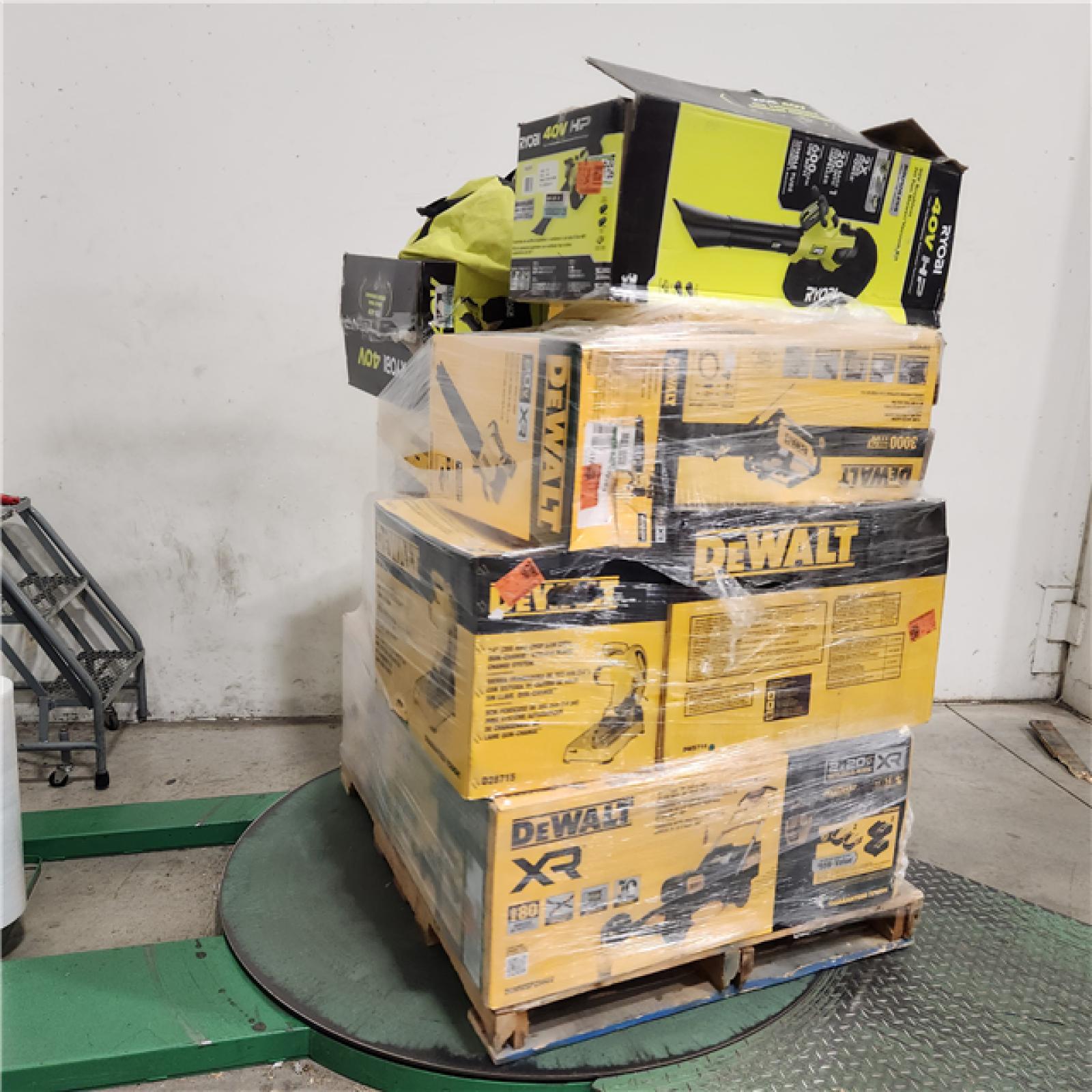 Dallas Location - As-Is Tool Pallet