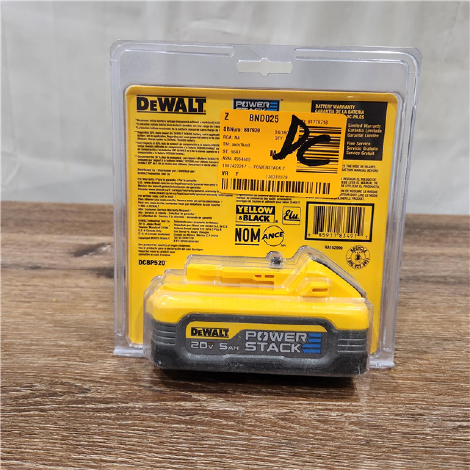 AS-IS Dewalt 20V Max Powerstack 5Ah Battery Pack (1 UNITS)