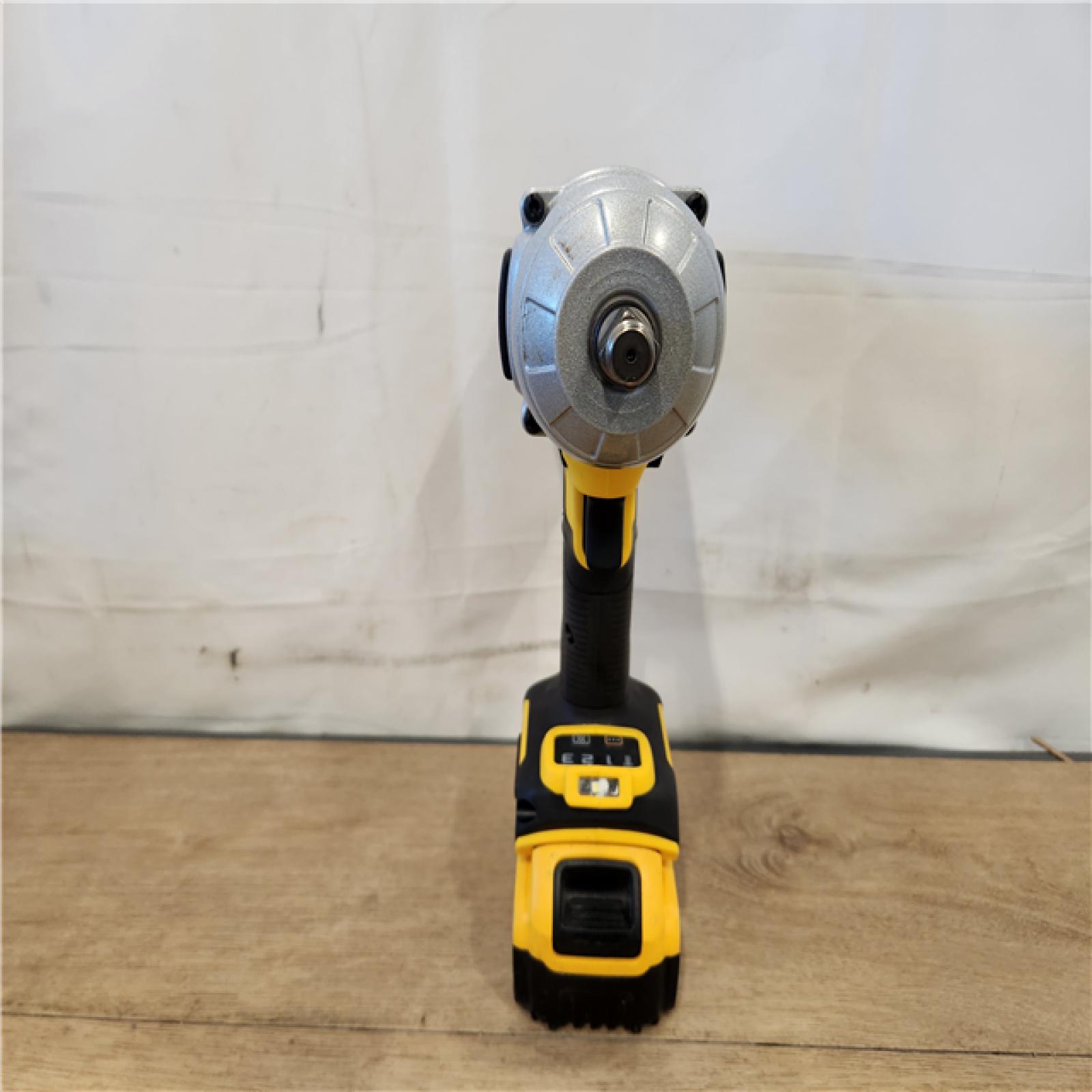 AS-IS- DEWALT 20V MAX Lithium-Ion Cordless 1/2 in. Impact Wrench Kit